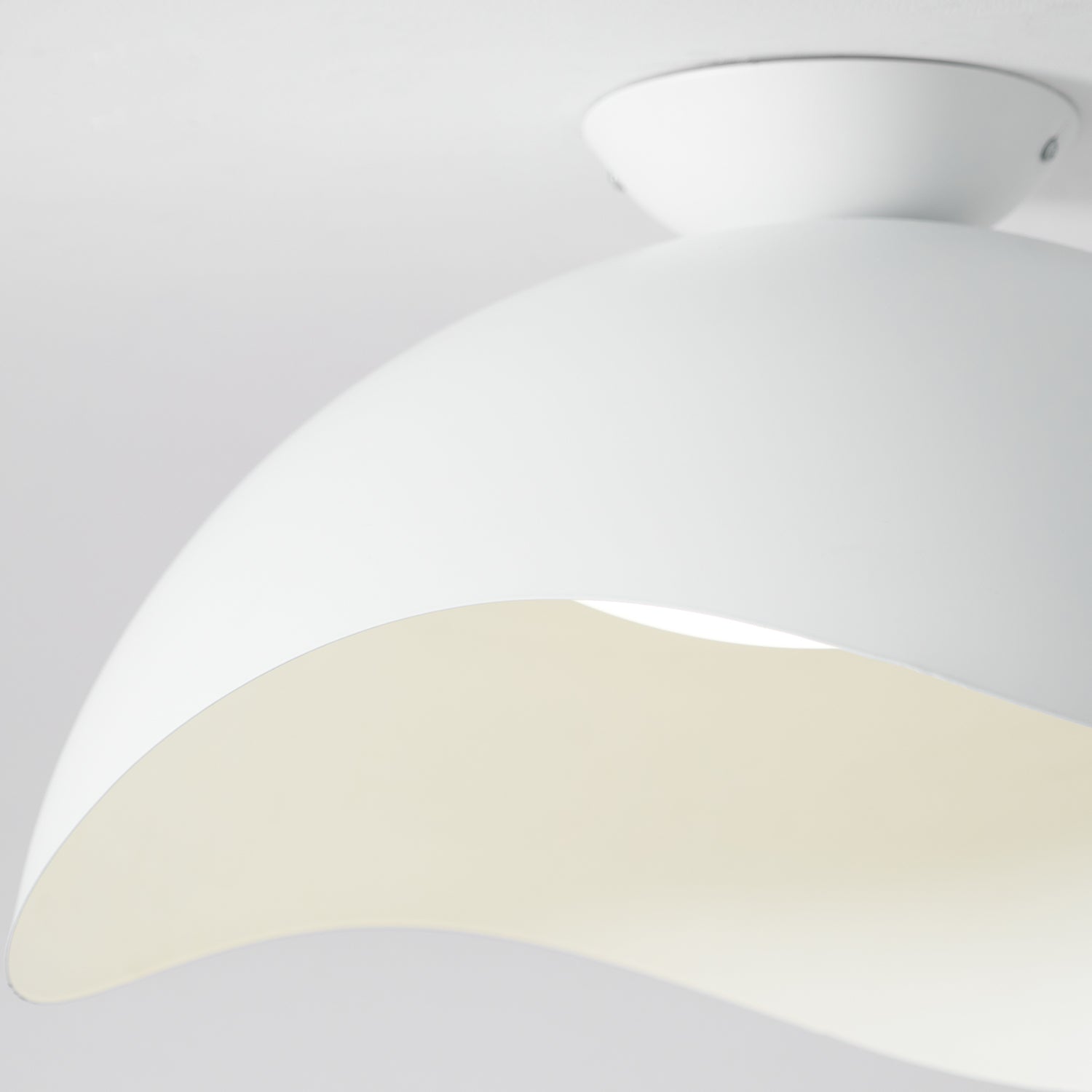 Bivane Nordic Art Wave Ceiling Light-Neutral Decor