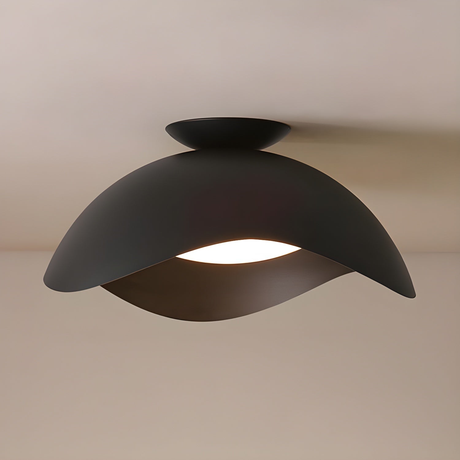 Bivane Nordic Art Wave Ceiling Light-Neutral Decor