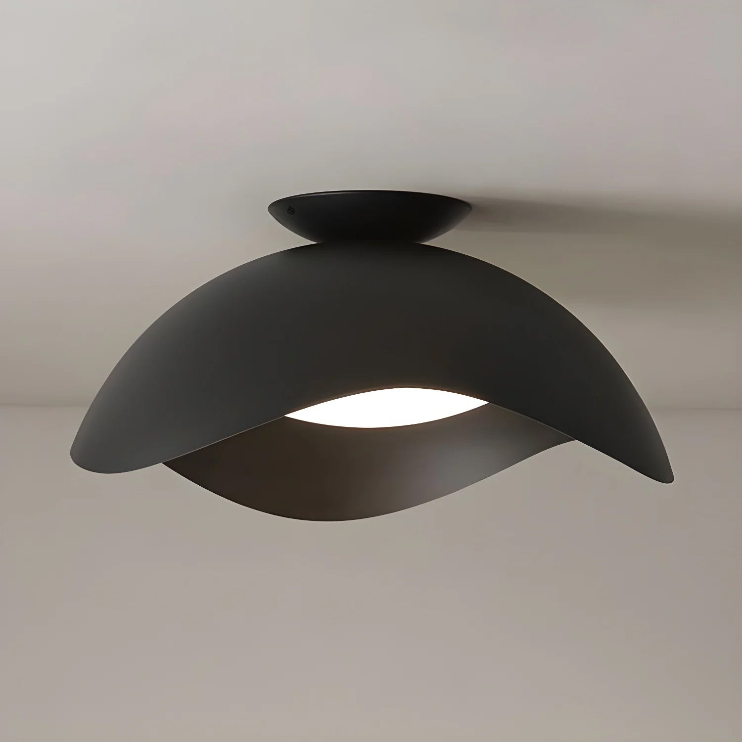 Bivane Nordic Art Wave Ceiling Light-Neutral Decor