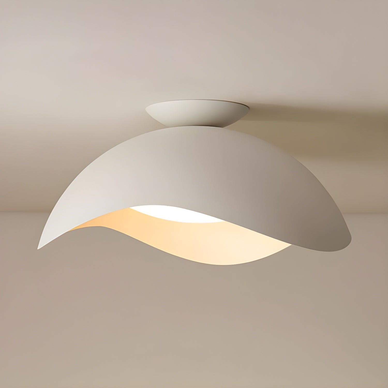 Bivane Nordic Art Wave Ceiling Light-Neutral Decor