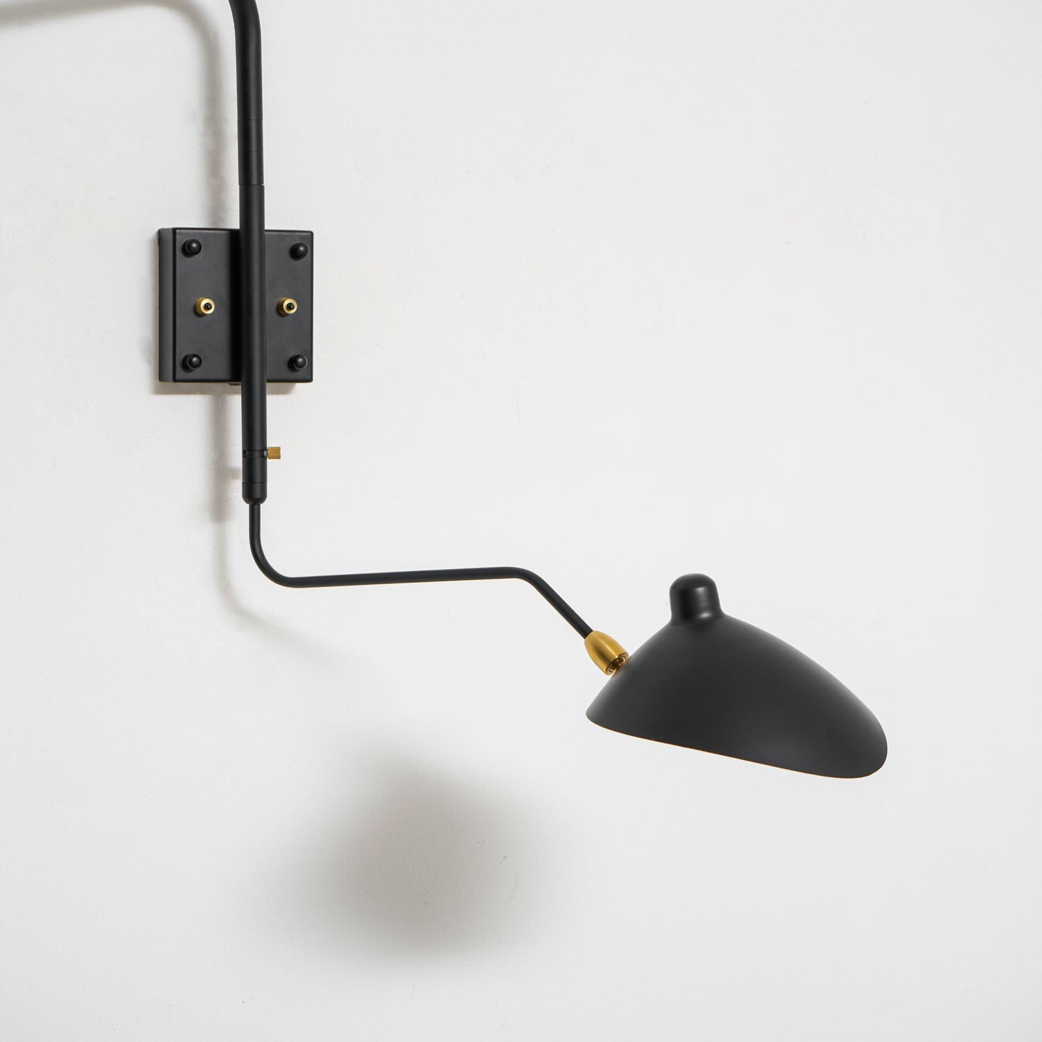Lustra Wall Sconce One-Arm-Neutral Decor