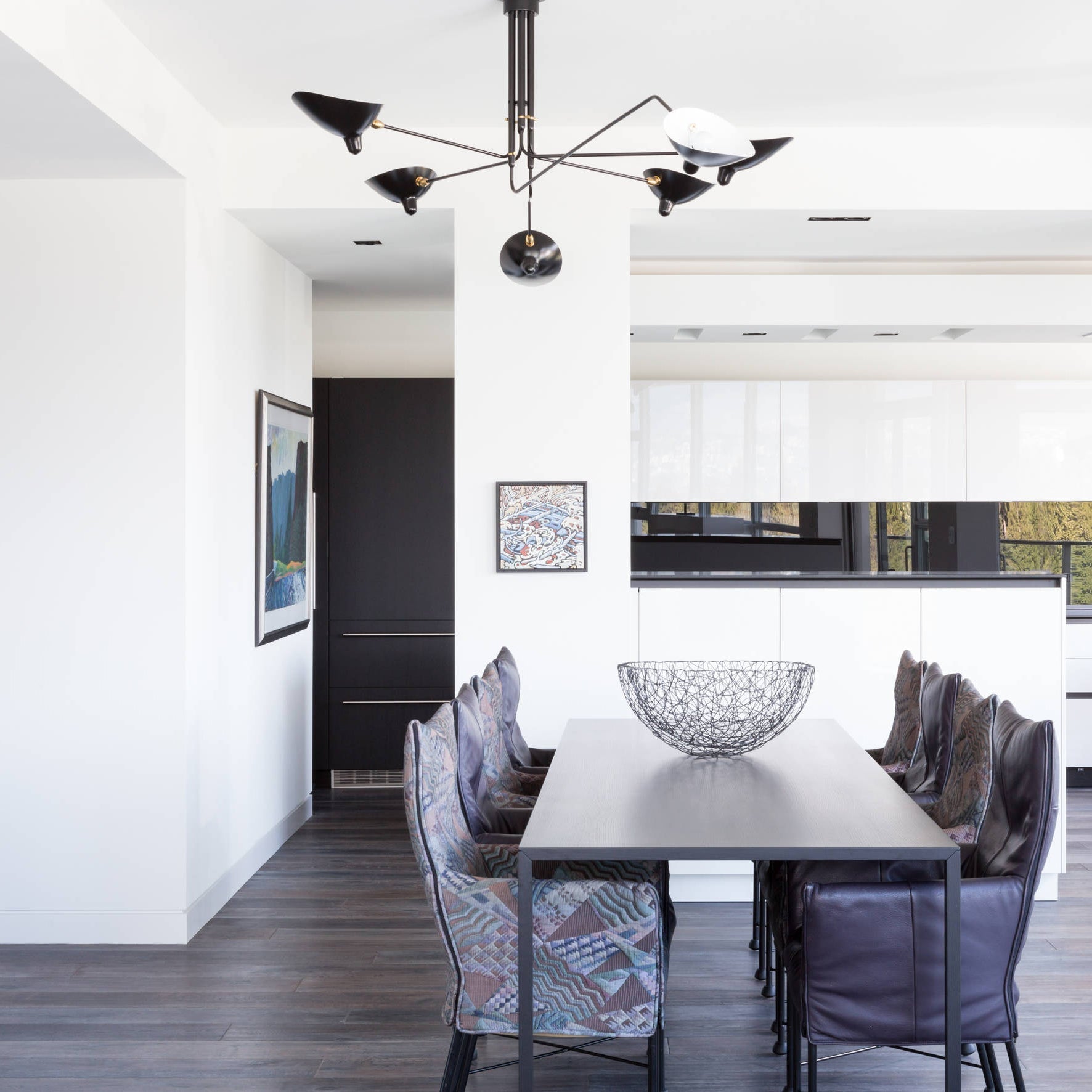 Lustra Ceiling Light Three Arm Minimalist-Neutral Decor