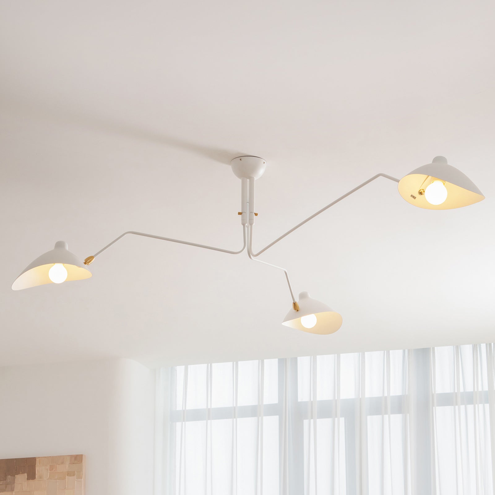 Lustra Ceiling Light Three Arm Minimalist-Neutral Decor