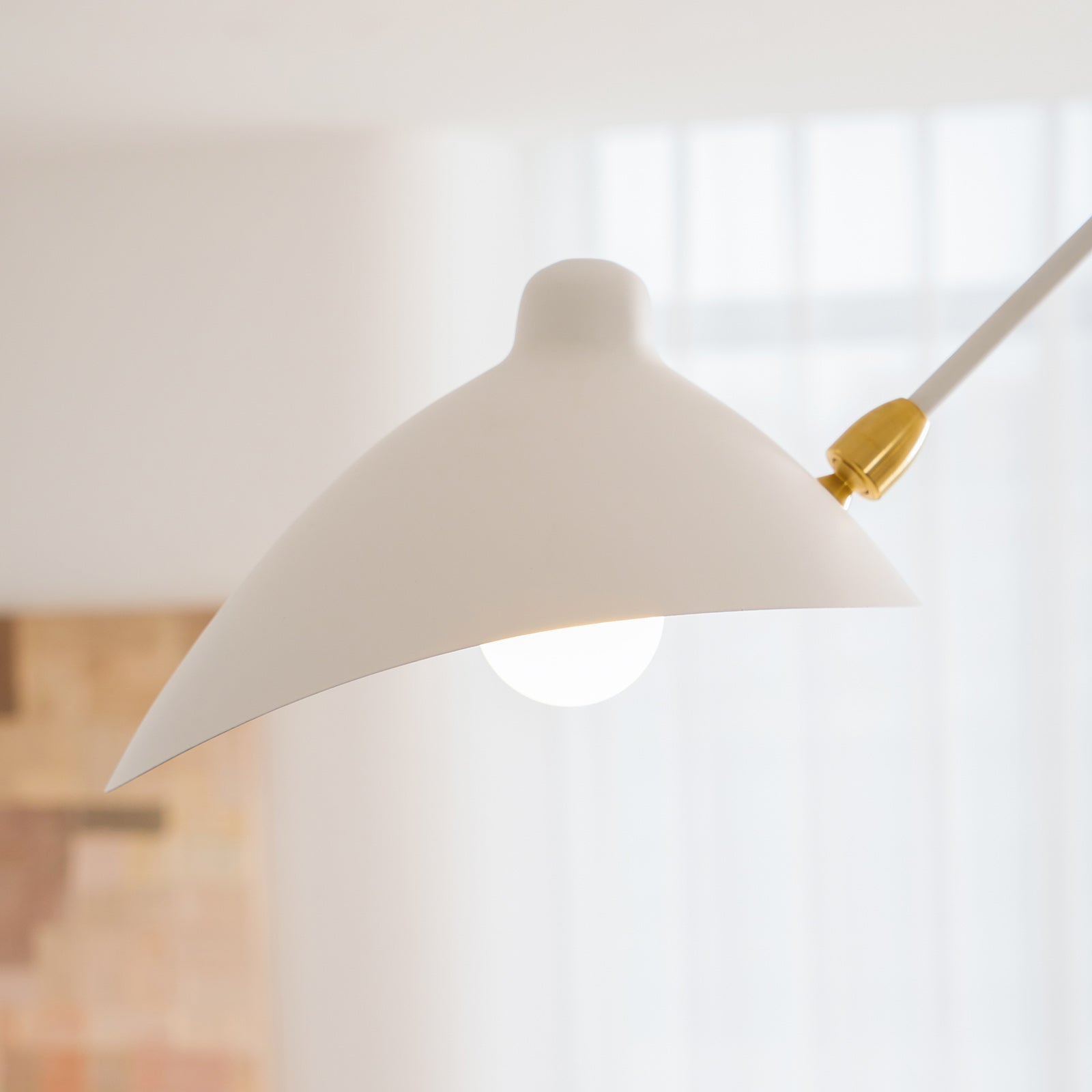Lustra Ceiling Light Three Arm Minimalist-Neutral Decor
