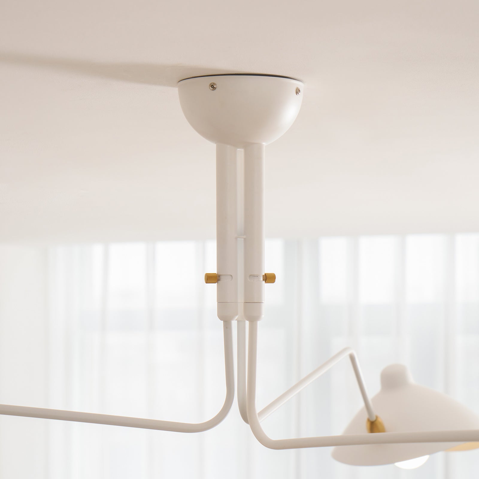 Lustra Ceiling Light Three Arm Minimalist-Neutral Decor