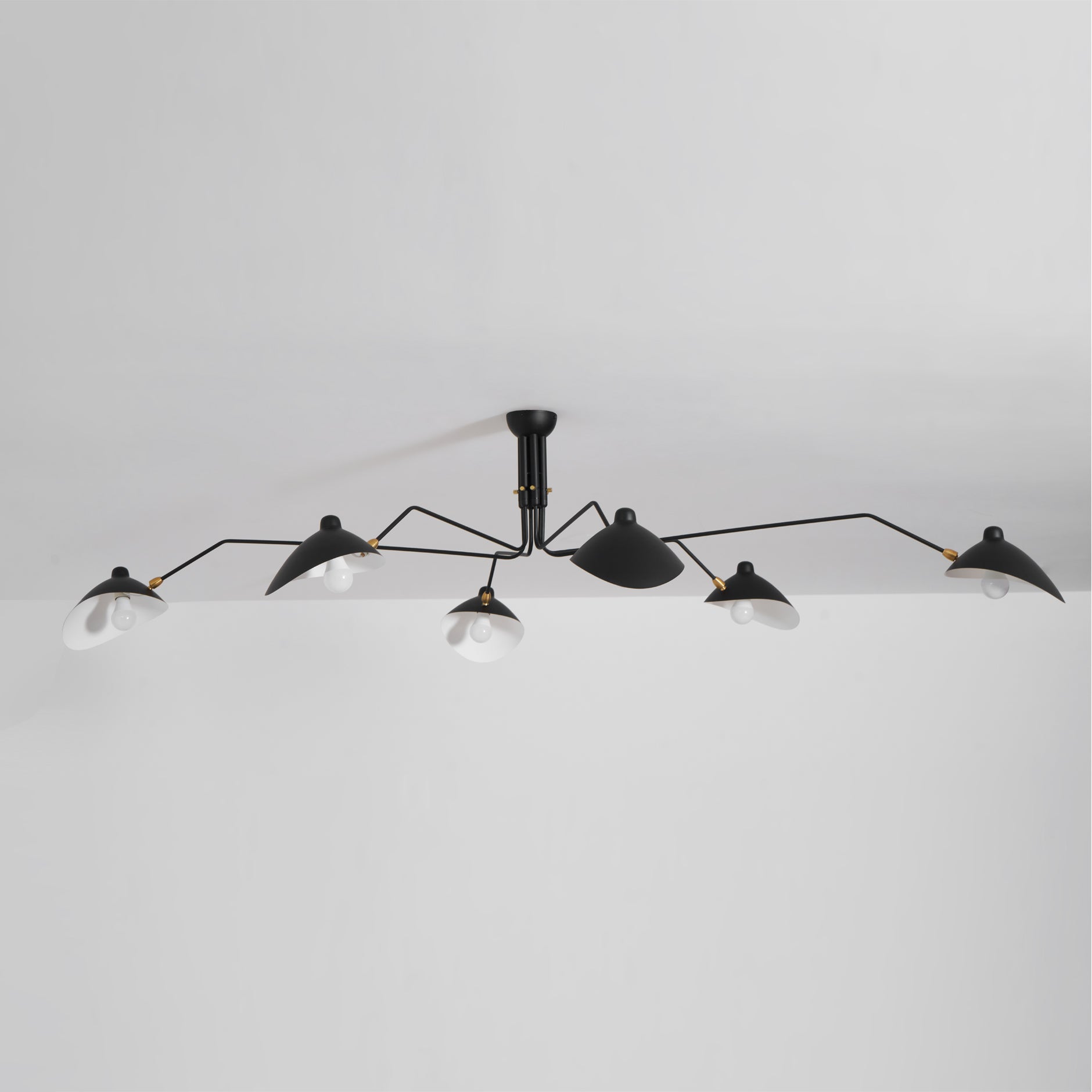 Lustra Ceiling Light Three Arm Minimalist-Neutral Decor
