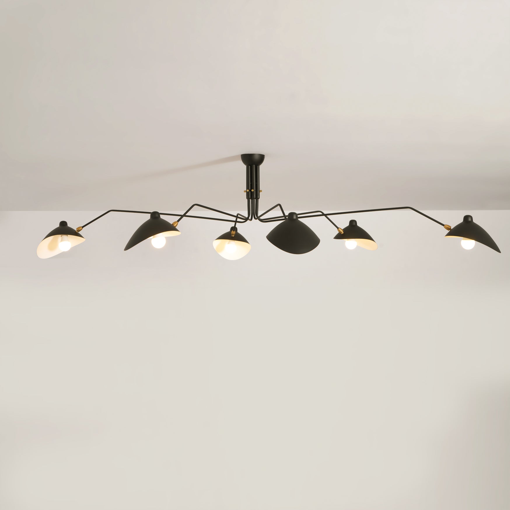 Lustra Ceiling Light Three Arm Minimalist-Neutral Decor