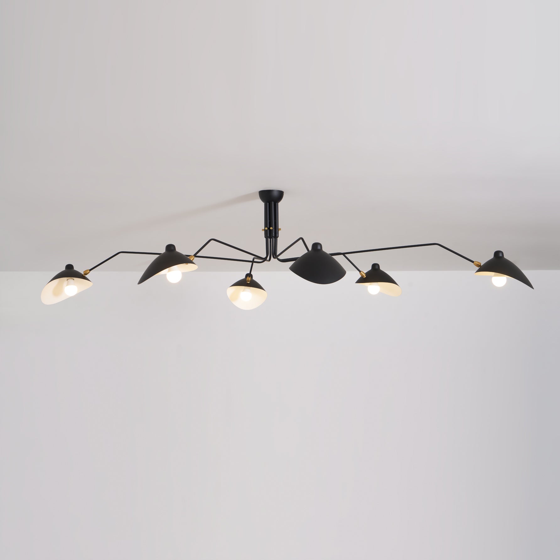 Lustra Ceiling Light Three Arm Minimalist-Neutral Decor