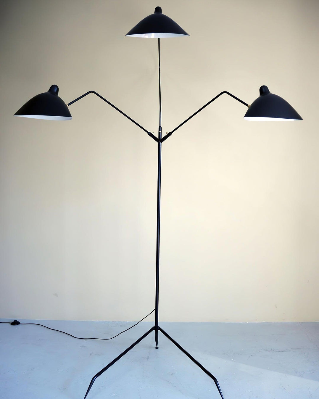 Nellie Minimalist Floor Lamp-Neutral Decor