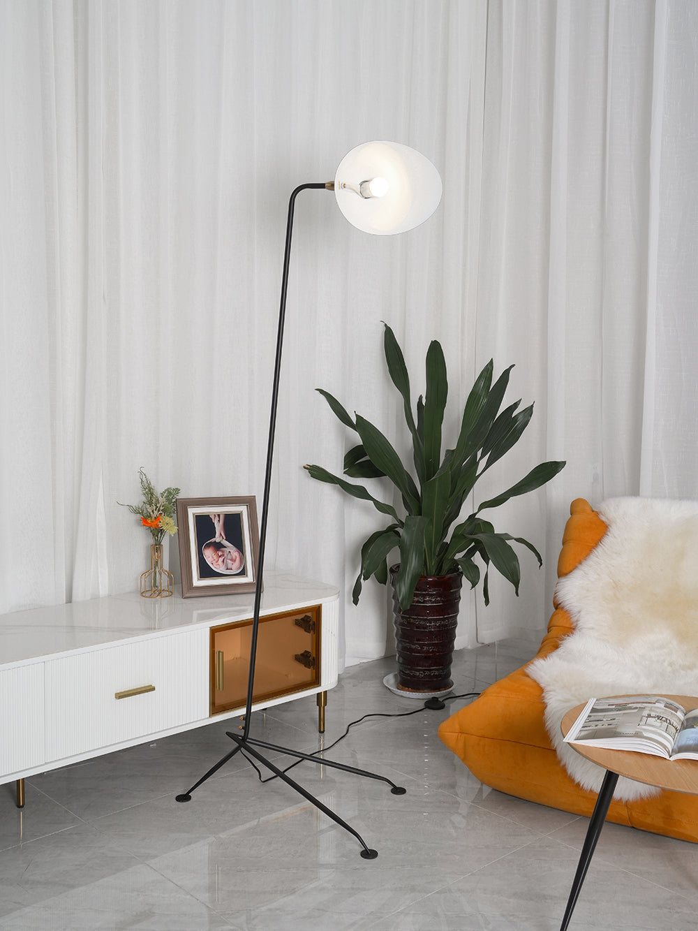 Nellie Minimalist Floor Lamp-Neutral Decor