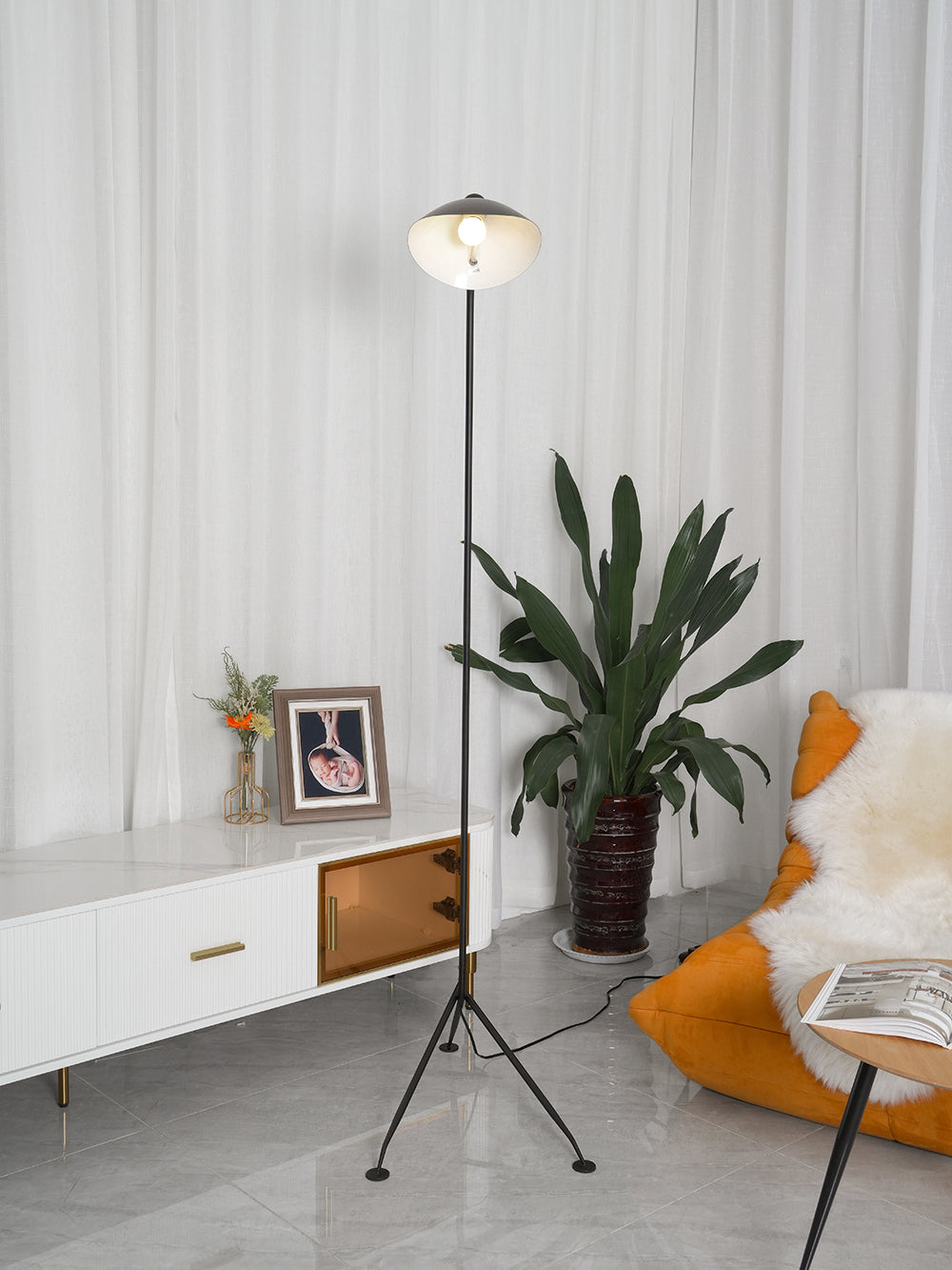 Nellie Minimalist Floor Lamp-Neutral Decor