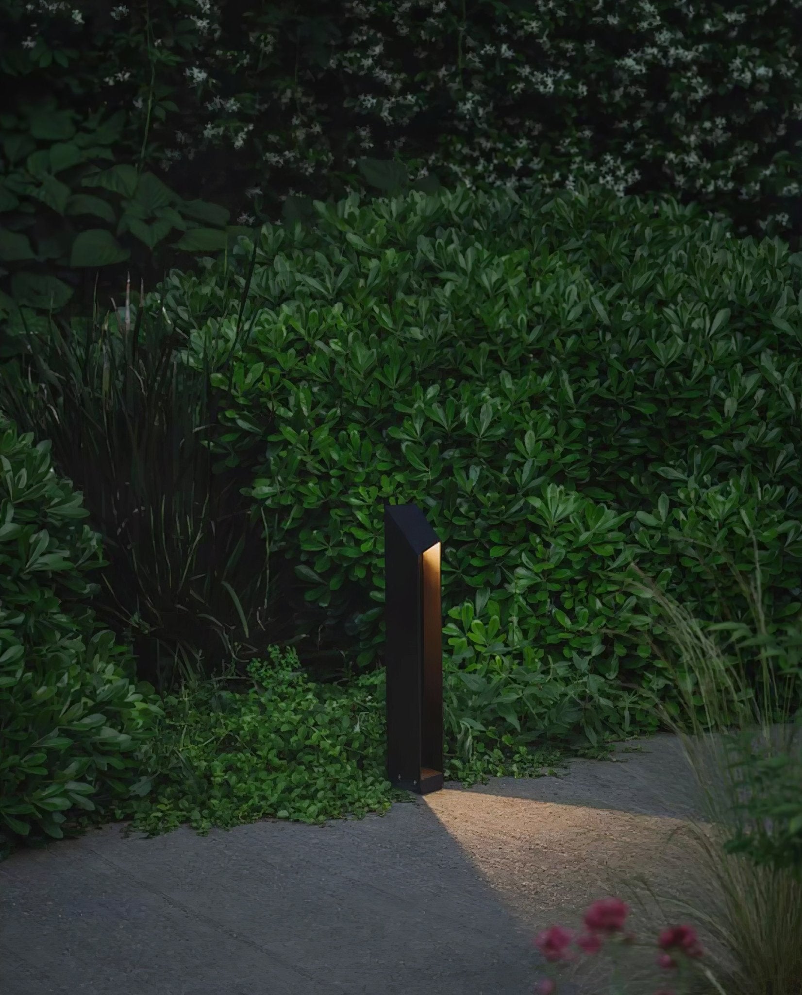 Jelight Outdoor Bollard Light-Neutral Decor