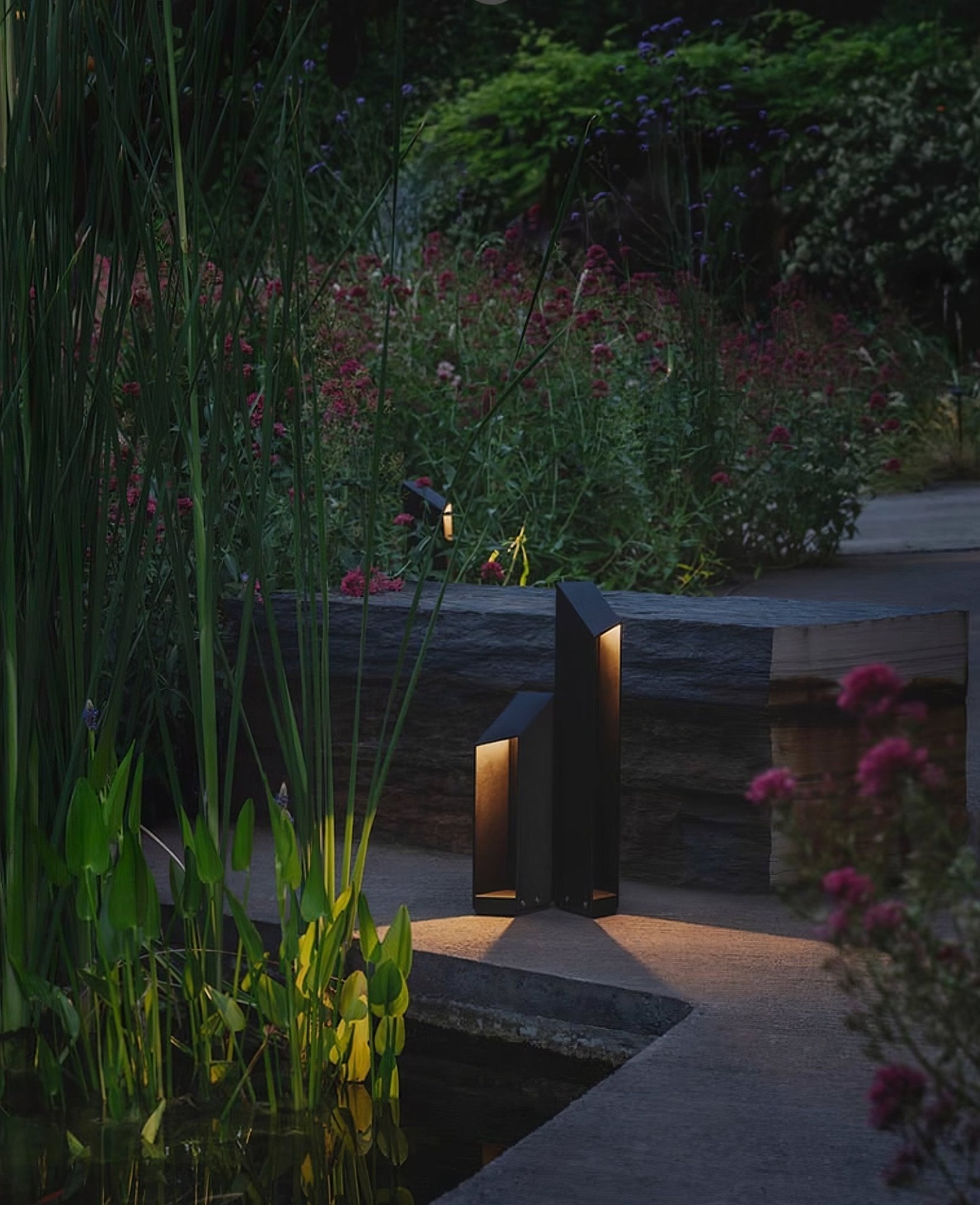 Jelight Outdoor Bollard Light-Neutral Decor