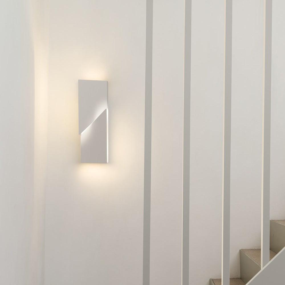 Wynor Shadows Grand Sconce Wall Lamp-Neutral Decor