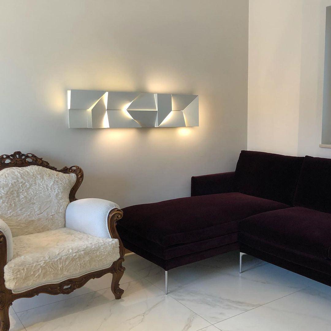 Arthaen Shadows Grand Sconce Wall lamp-Neutral Decor
