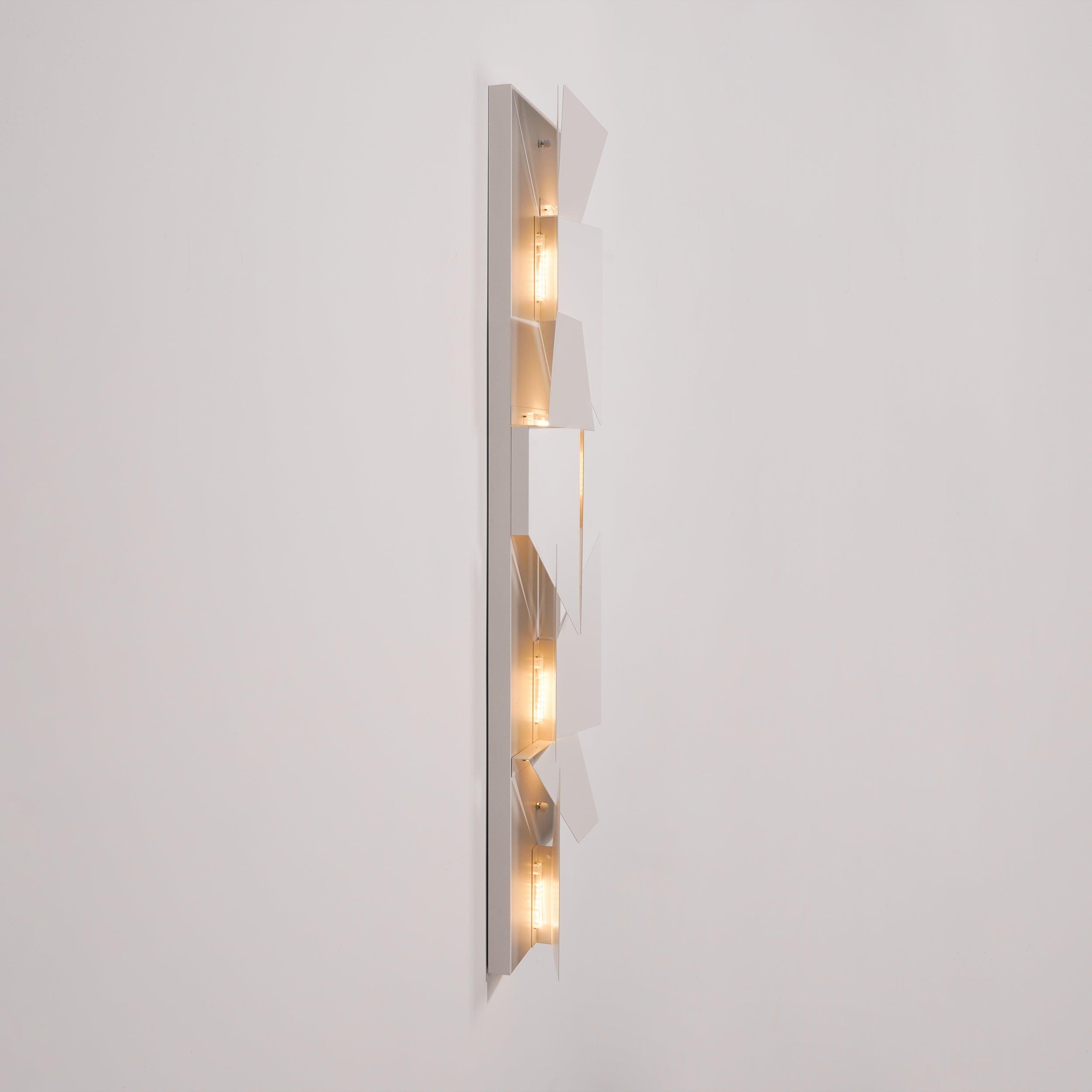 Arthaen Shadows Grand Sconce Wall lamp-Neutral Decor