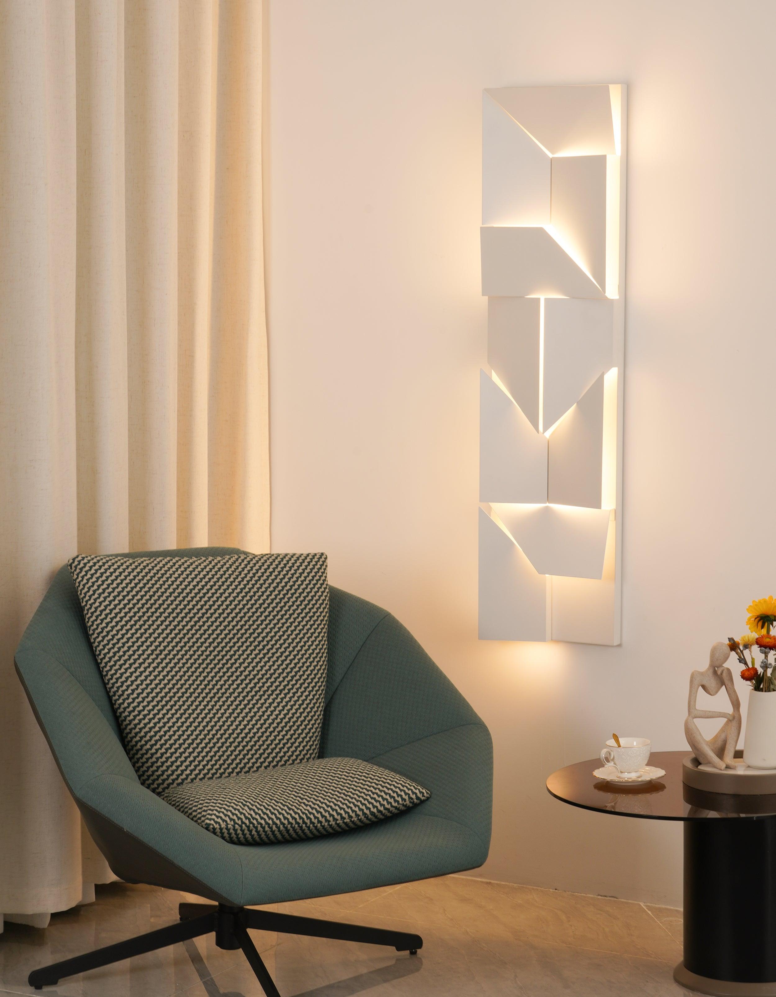 Arthaen Shadows Grand Sconce Wall lamp-Neutral Decor