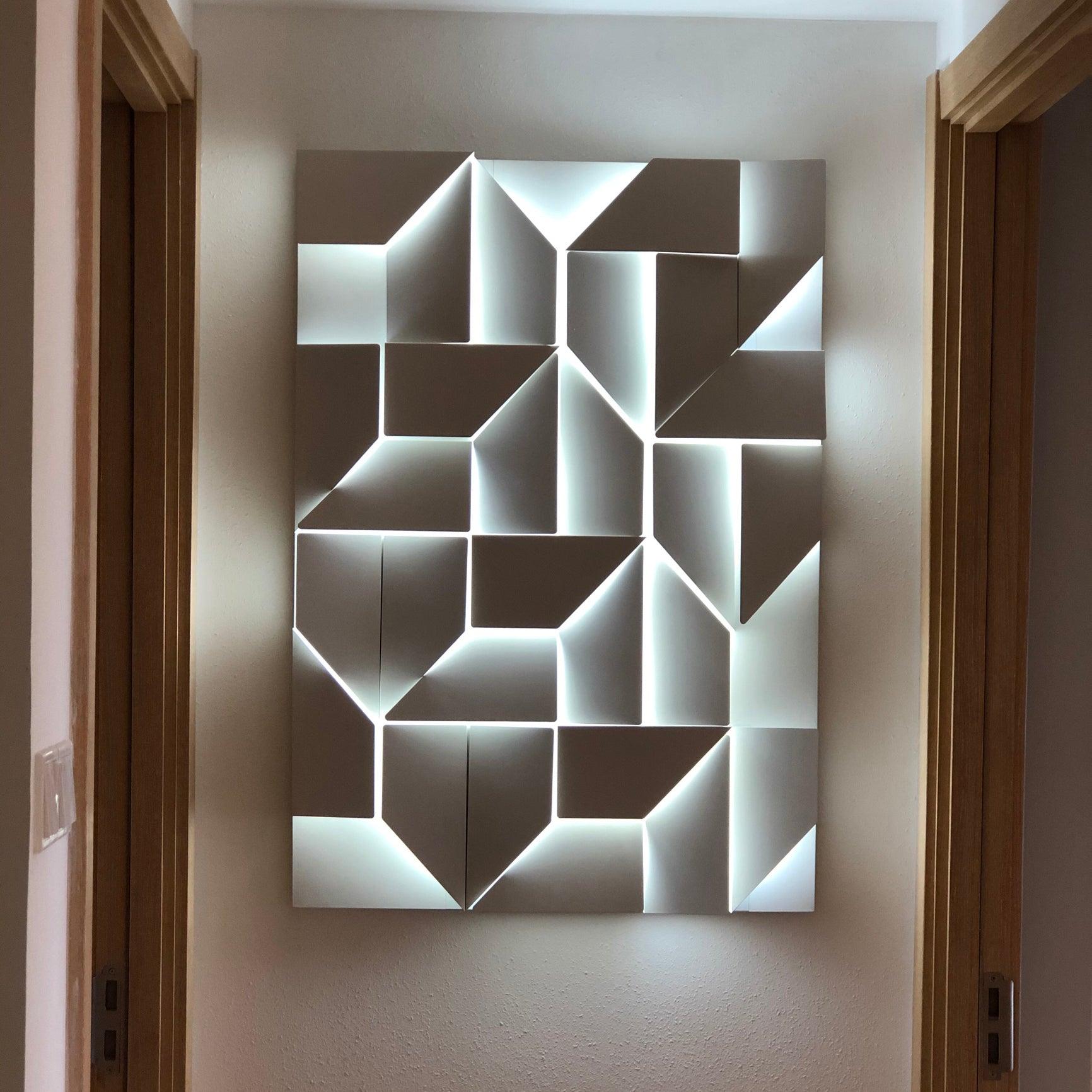 Wynor Shadows Grand Sconce Wall Lamp-Neutral Decor