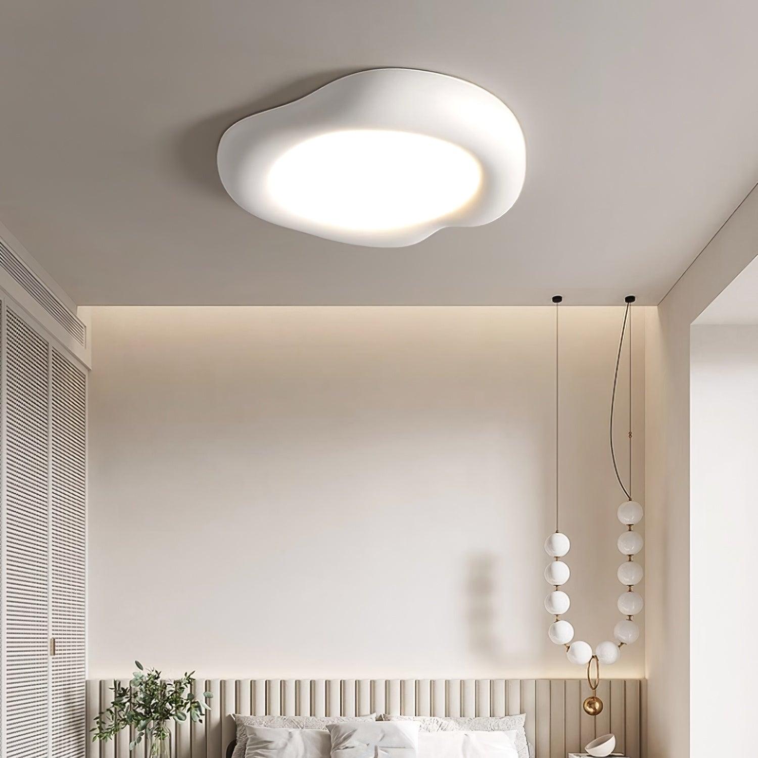 Zelaeis Shaped Apple Resin Ceiling Lamp-Neutral Decor