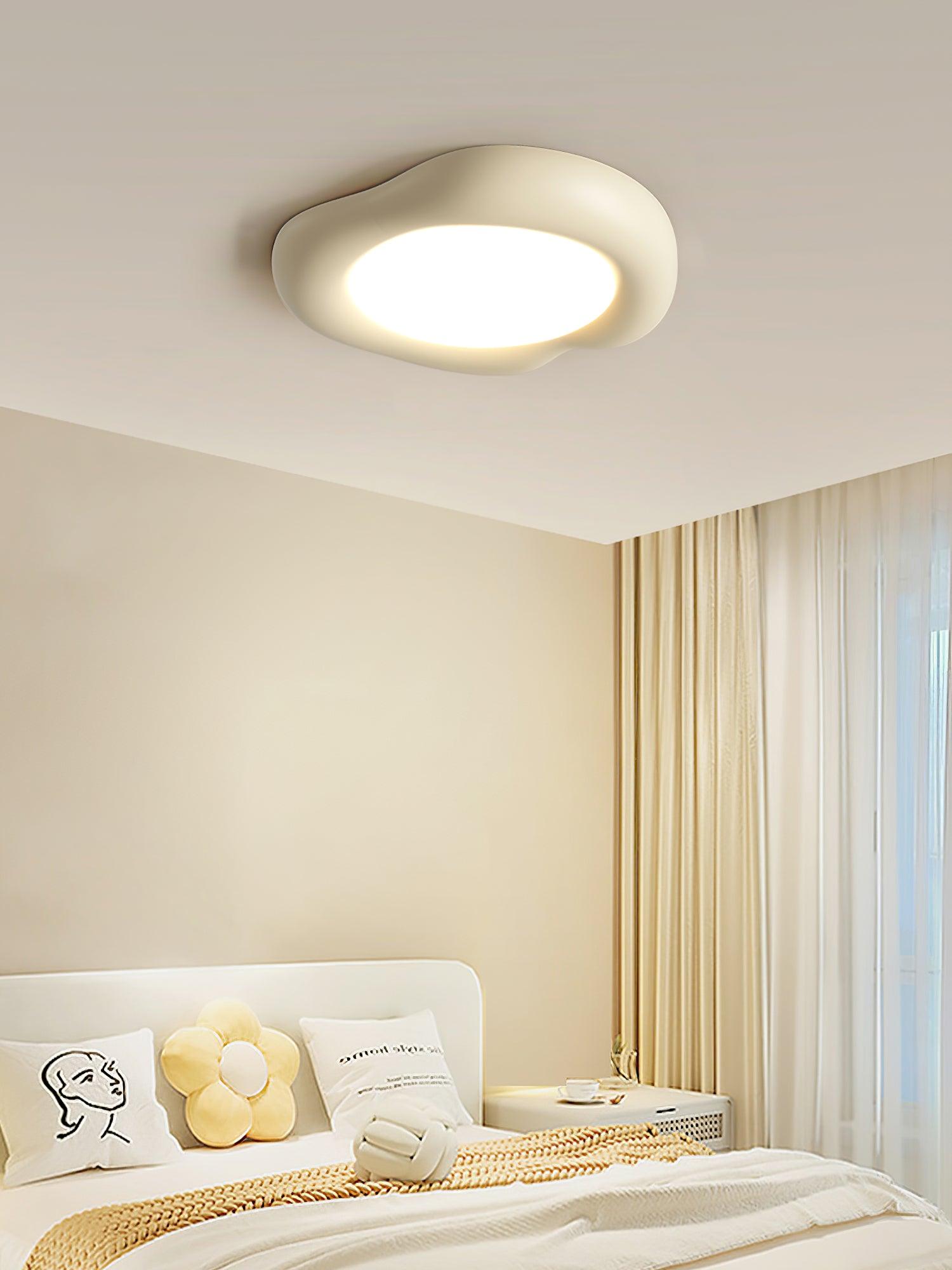 Zelaeis Shaped Apple Resin Ceiling Lamp-Neutral Decor