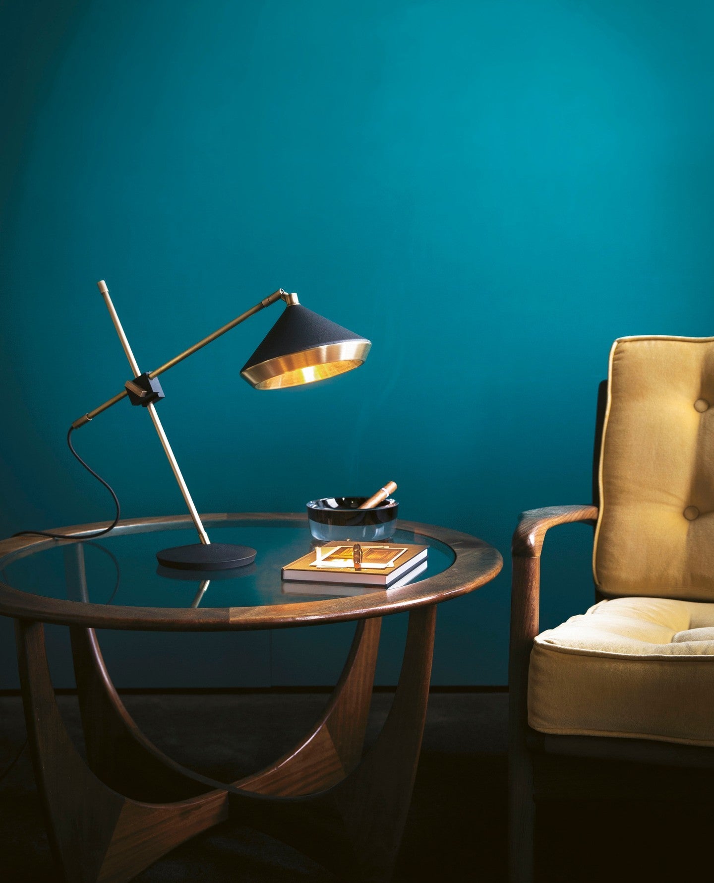 Hazel Modern Table Lamp-Neutral Decor