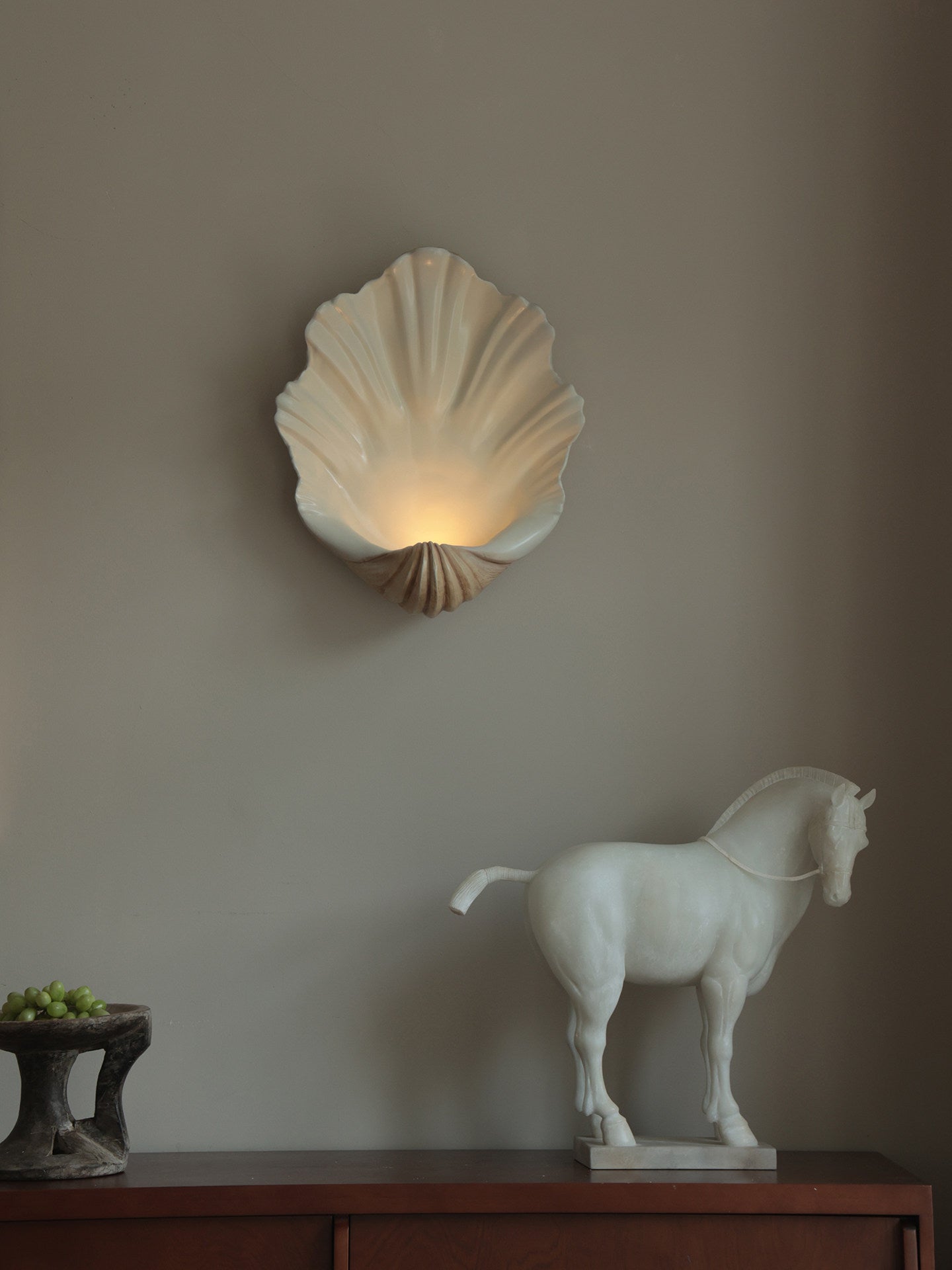 Shell Wall Sconce-Neutral Decor
