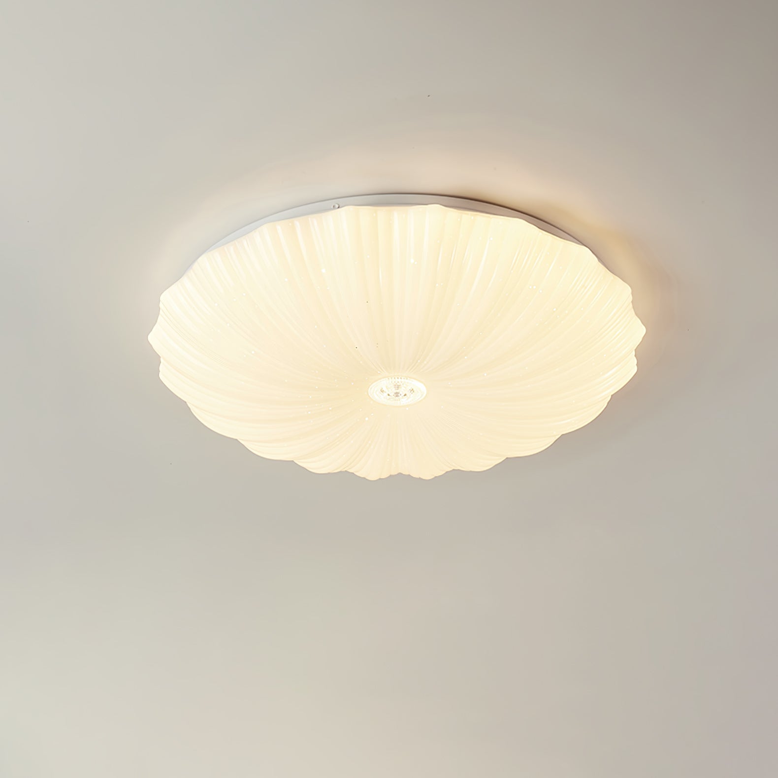 Cyvian Nordic Art Shell Round Ceiling Lamp-Neutral Decor