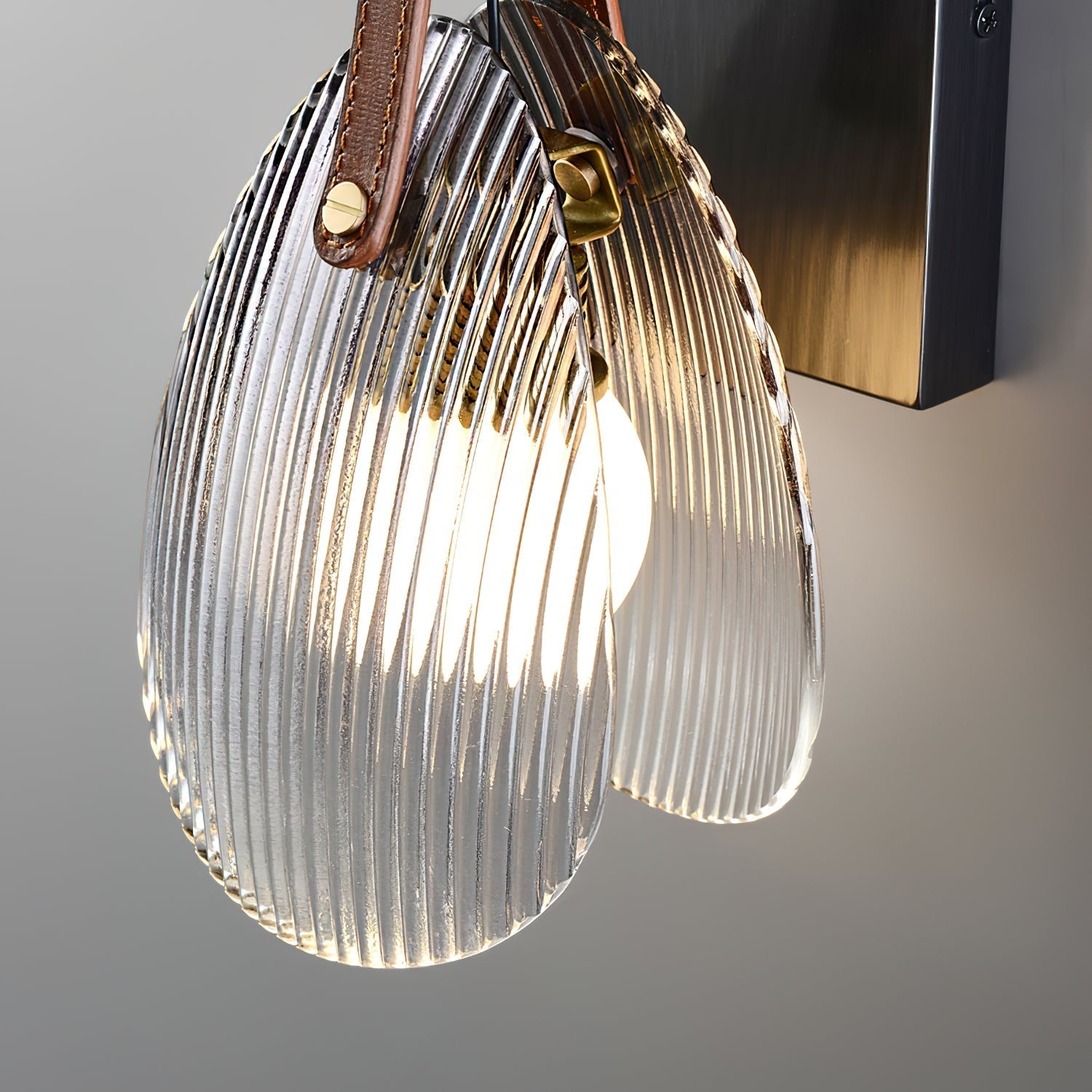 Violetta Wall Lamp