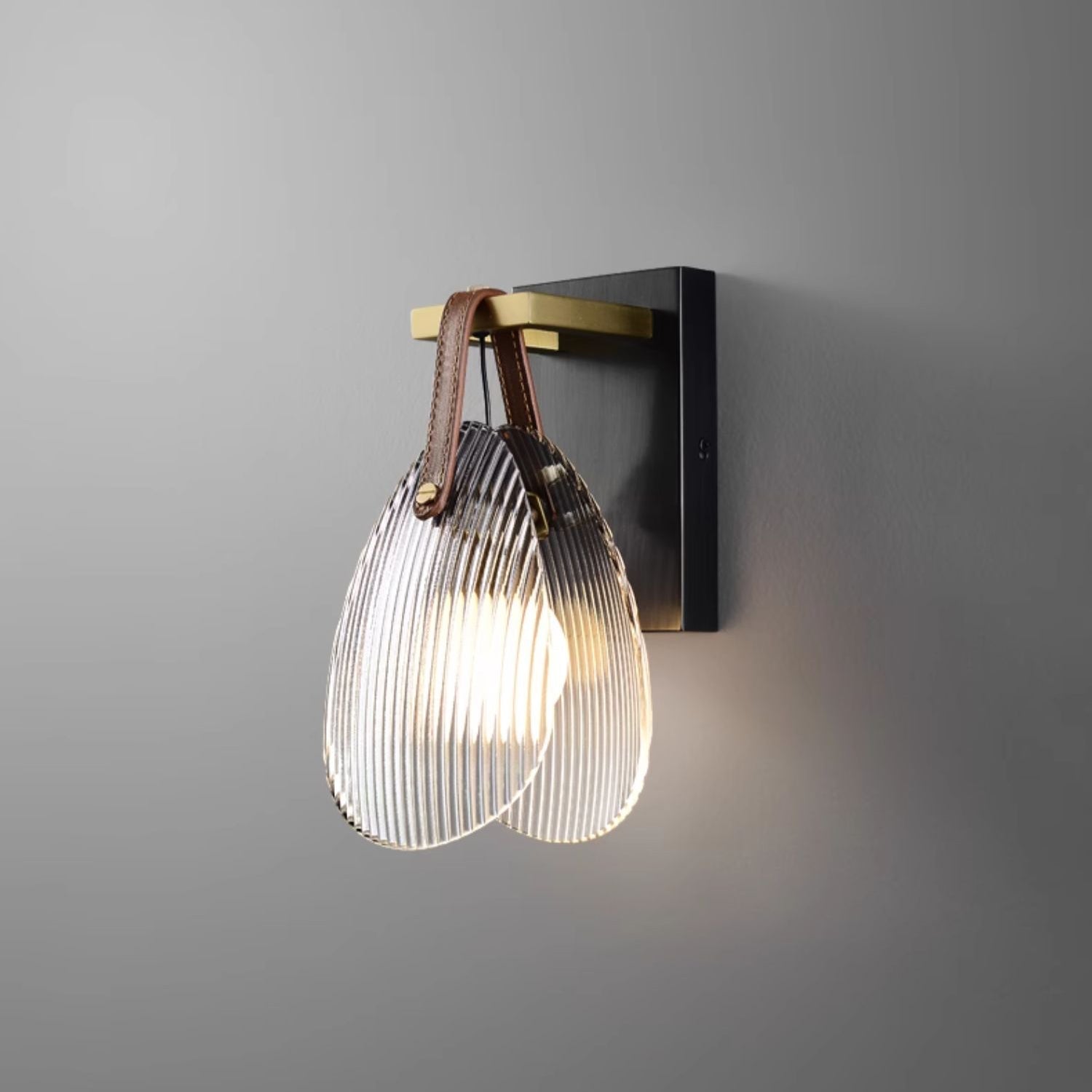 Violetta Wall Lamp