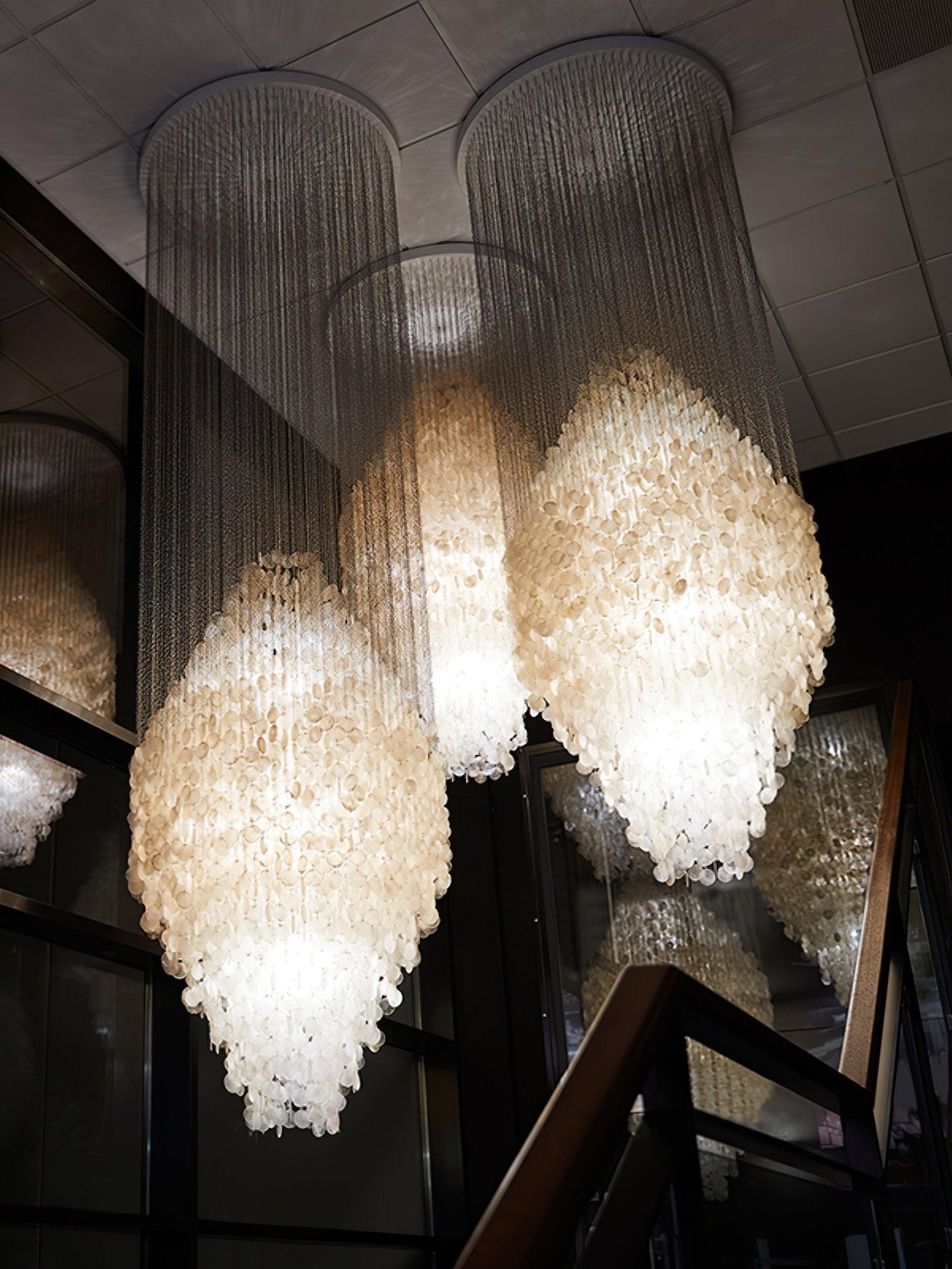 Neloza Coastal Shell Pendant Light-Neutral Decor