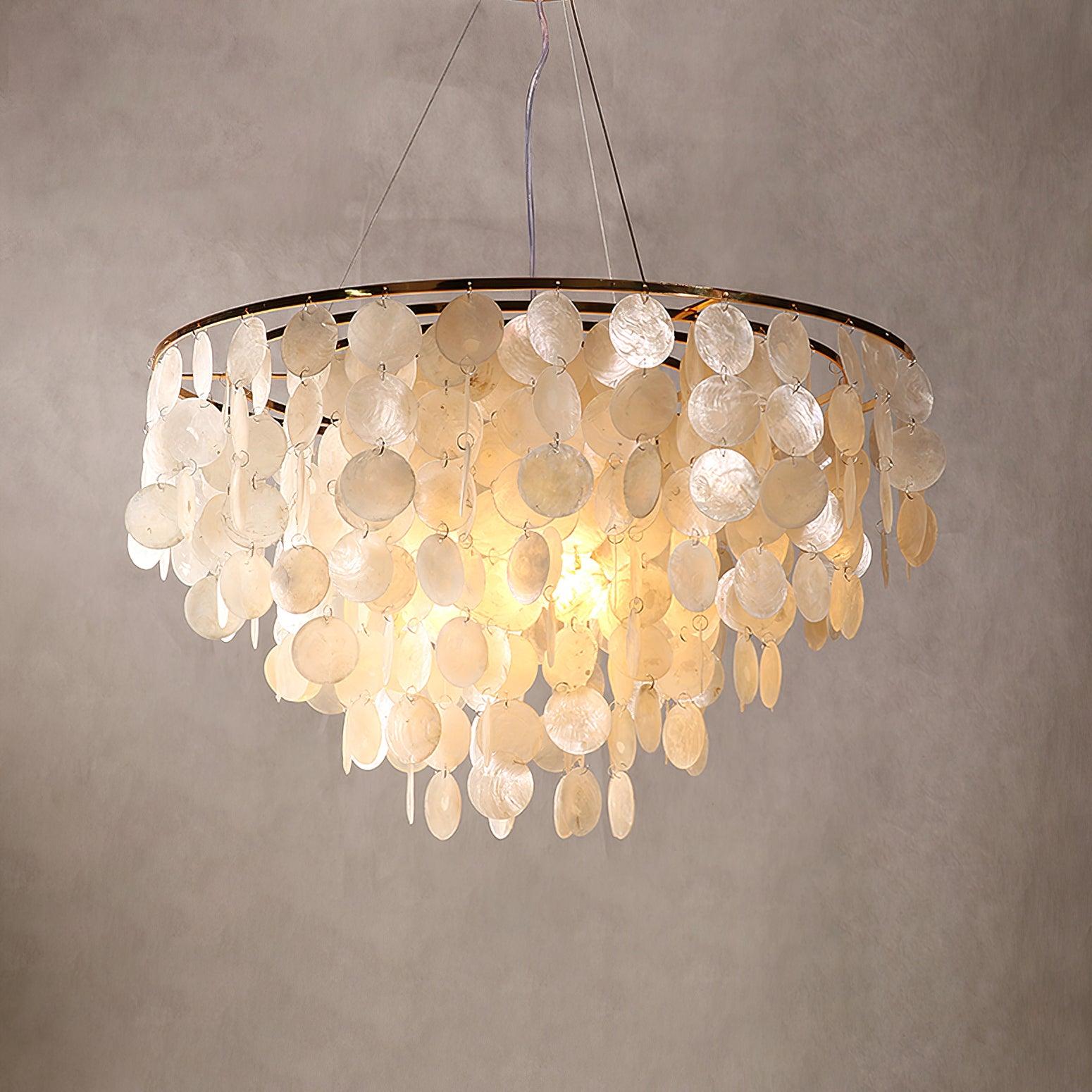 Esileth Postmodern Luxury Shell Wind Chime Chandelier-Neutral Decor