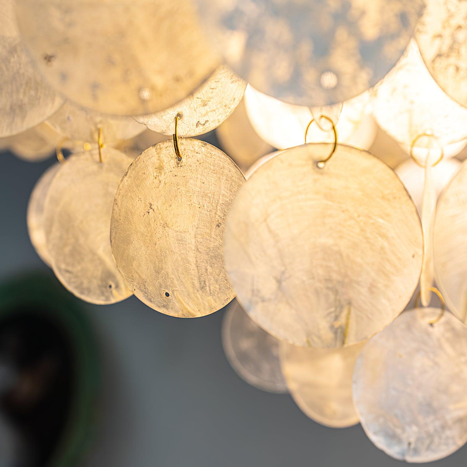 Esileth Postmodern Luxury Shell Wind Chime Chandelier-Neutral Decor