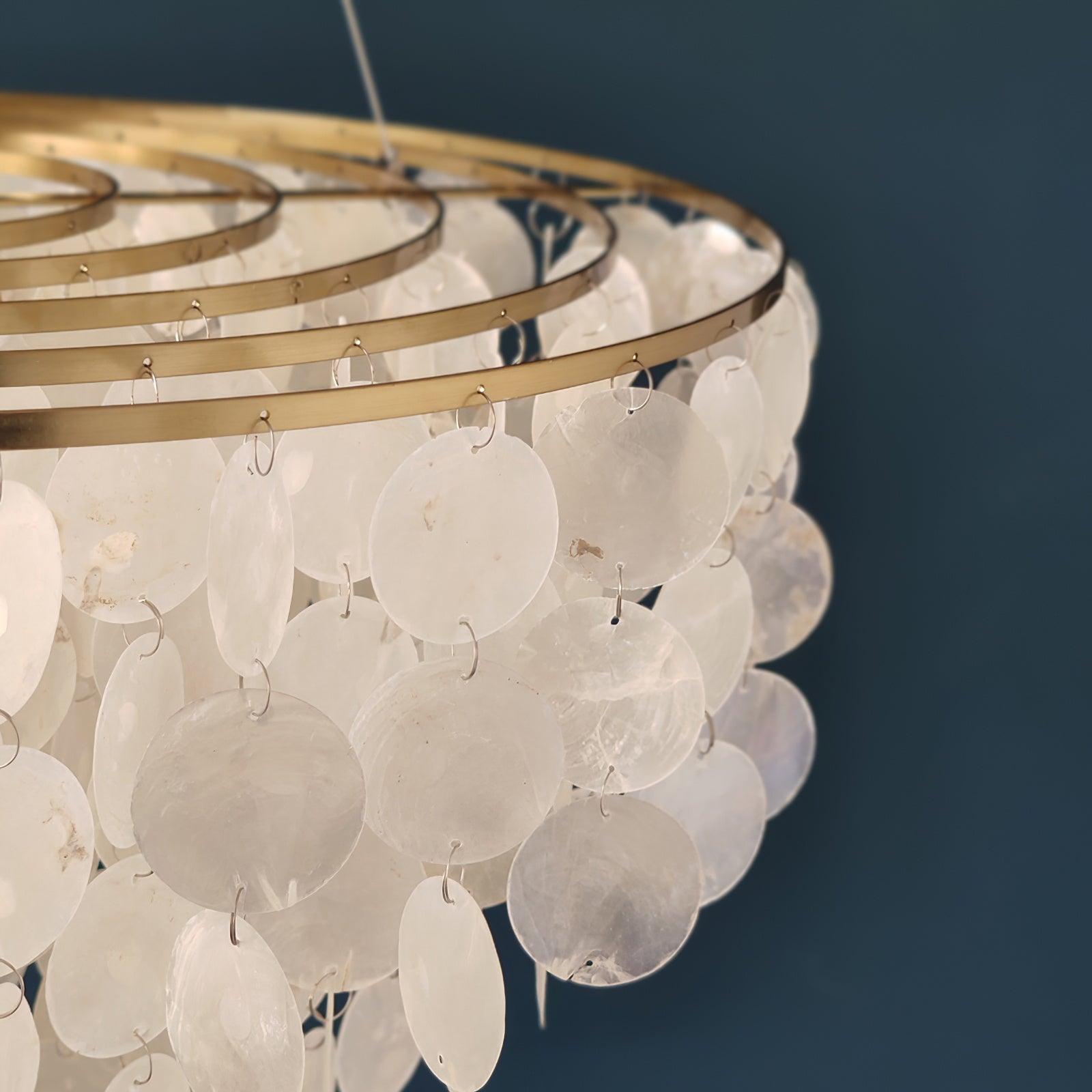 Esileth Postmodern Luxury Shell Wind Chime Chandelier-Neutral Decor