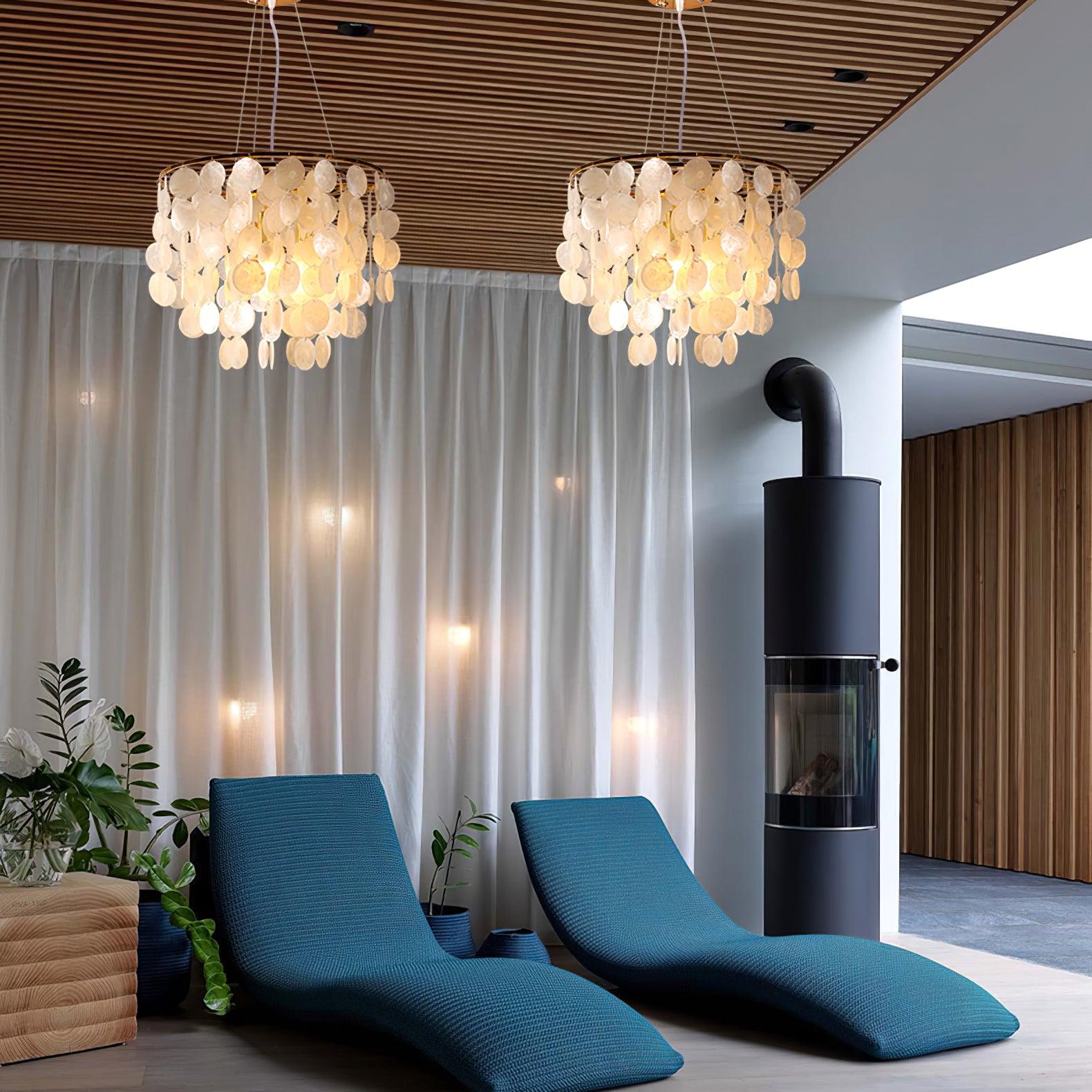 Esileth Postmodern Luxury Shell Wind Chime Chandelier-Neutral Decor