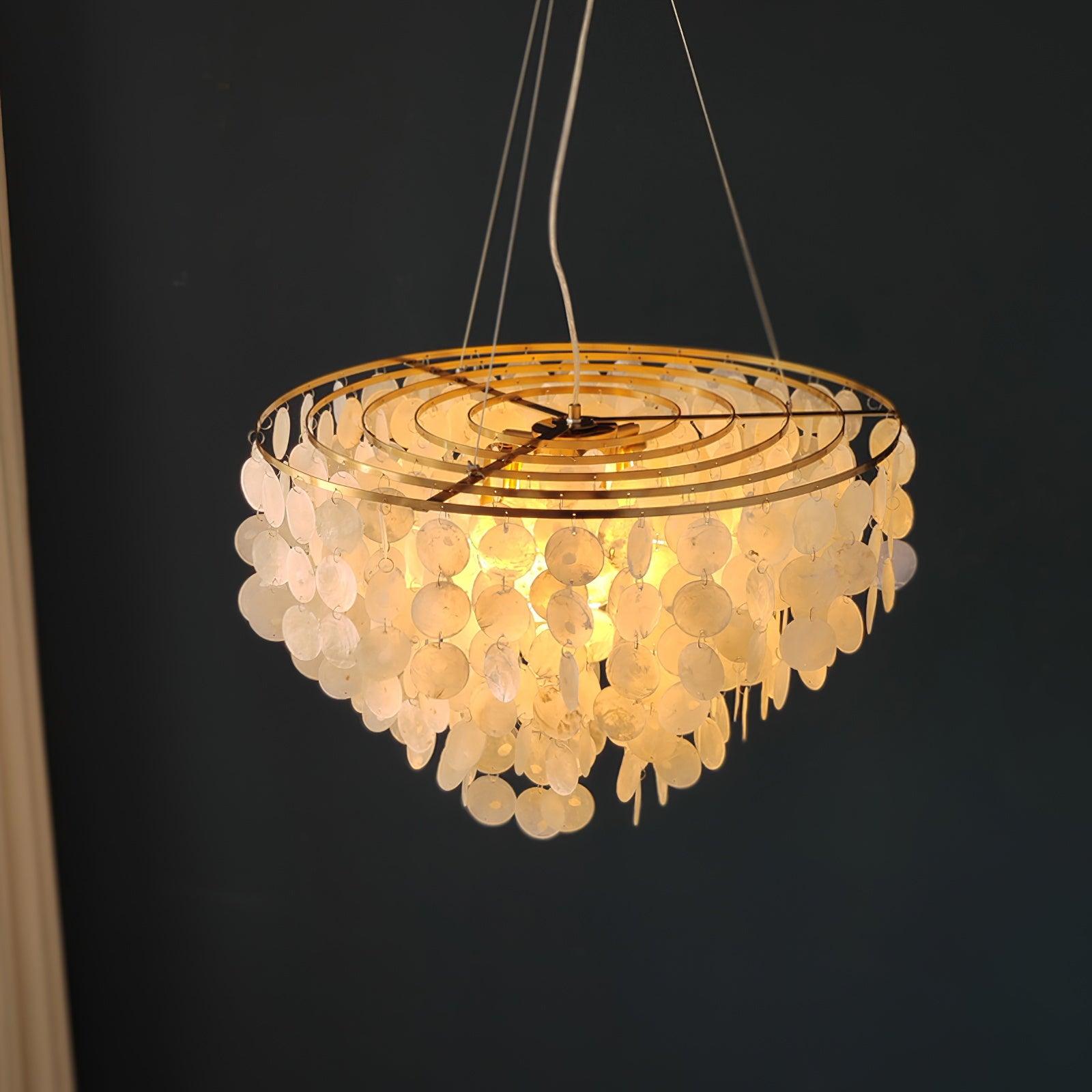 Esileth Postmodern Luxury Shell Wind Chime Chandelier-Neutral Decor