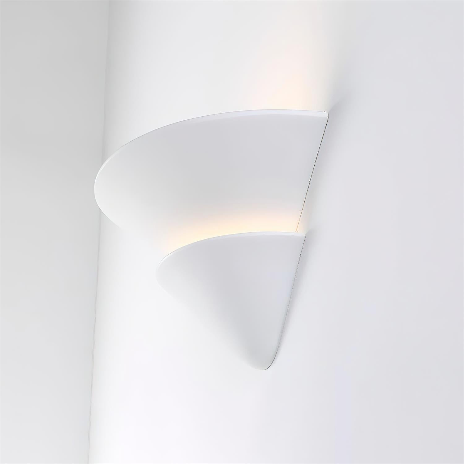 Liorin Wall Lamp