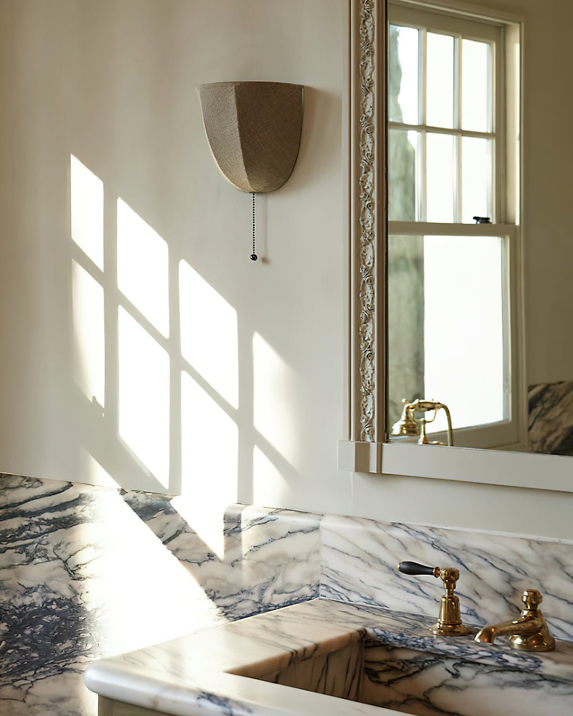 Griswold Natural Linen Fabric Sconce Wall lamp-Neutral Decor