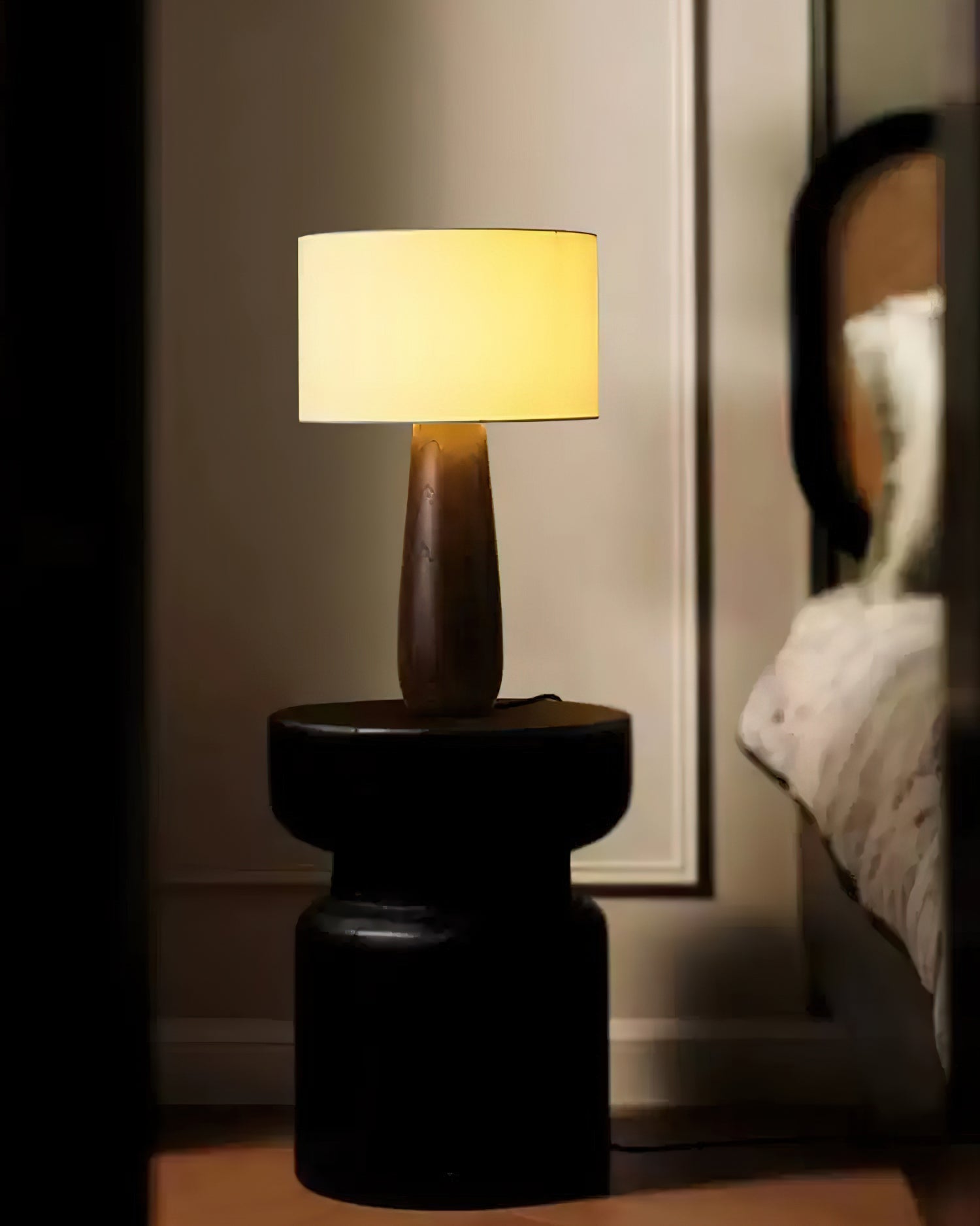 Aero Nordic Fabric Table Lamp-Neutral Decor