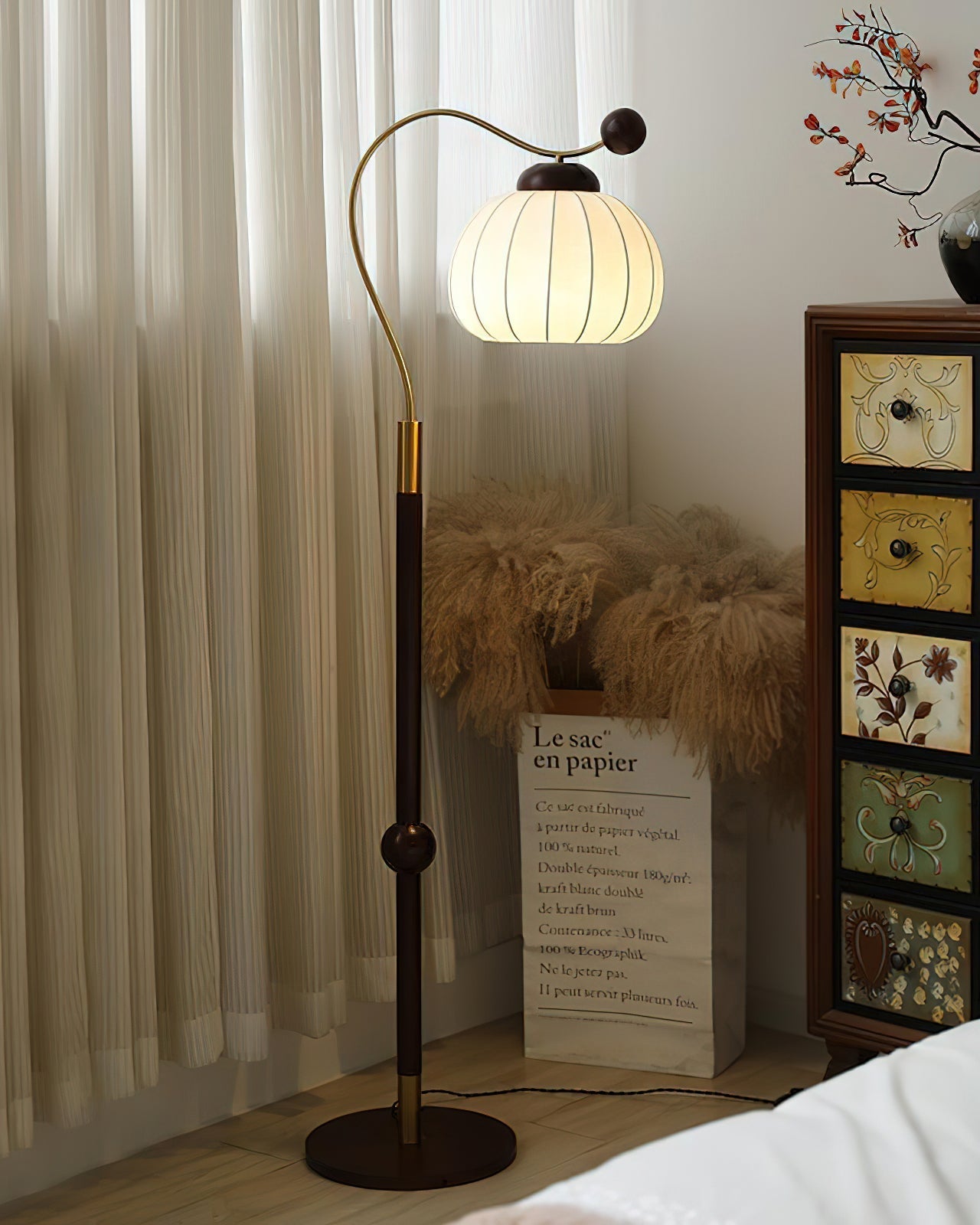 Devenor Silk Wood Floor Lamp-Neutral Decor