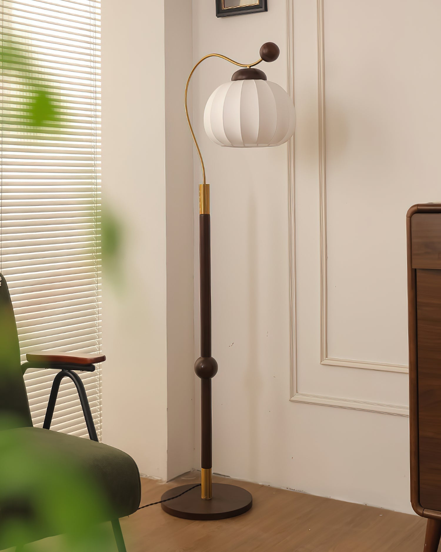 Devenor Silk Wood Floor Lamp-Neutral Decor