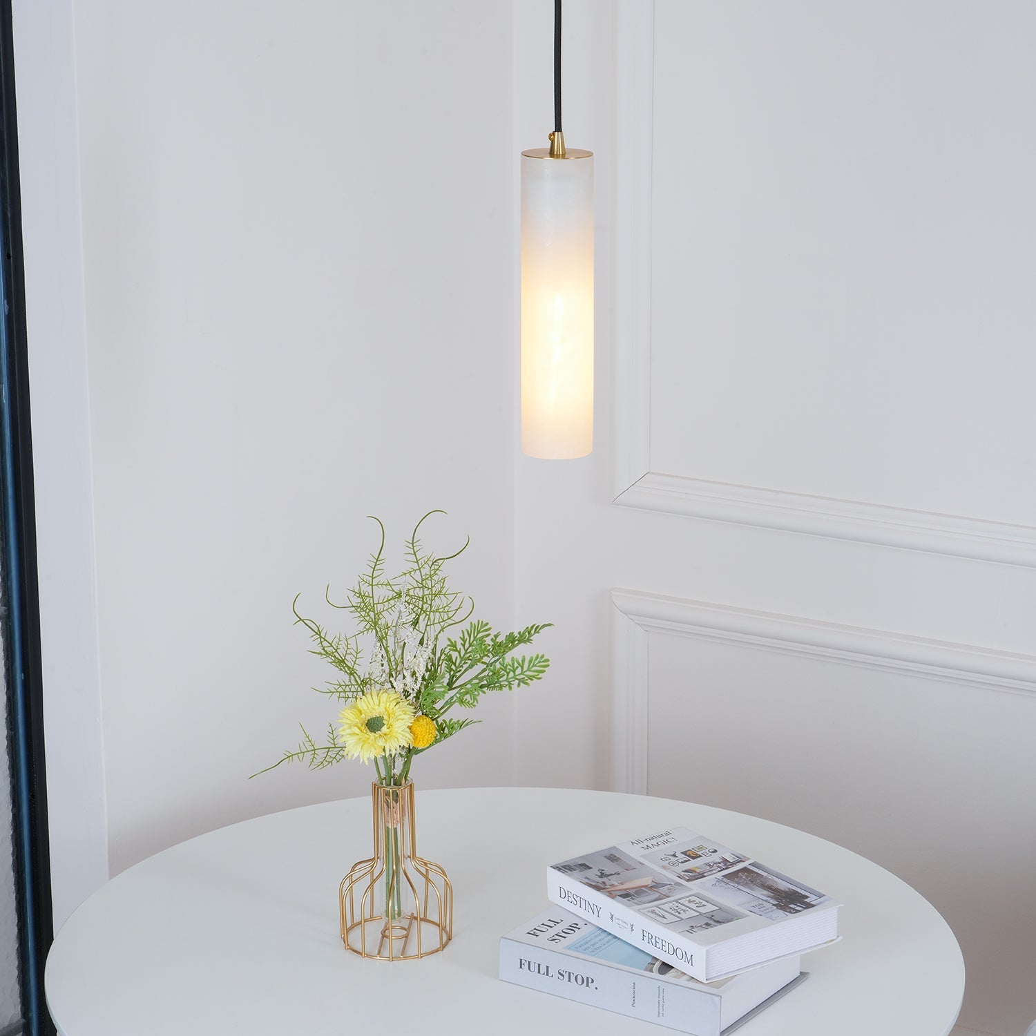 Lunexi Cluster Alabaster Pendant Light-Neutral Decor