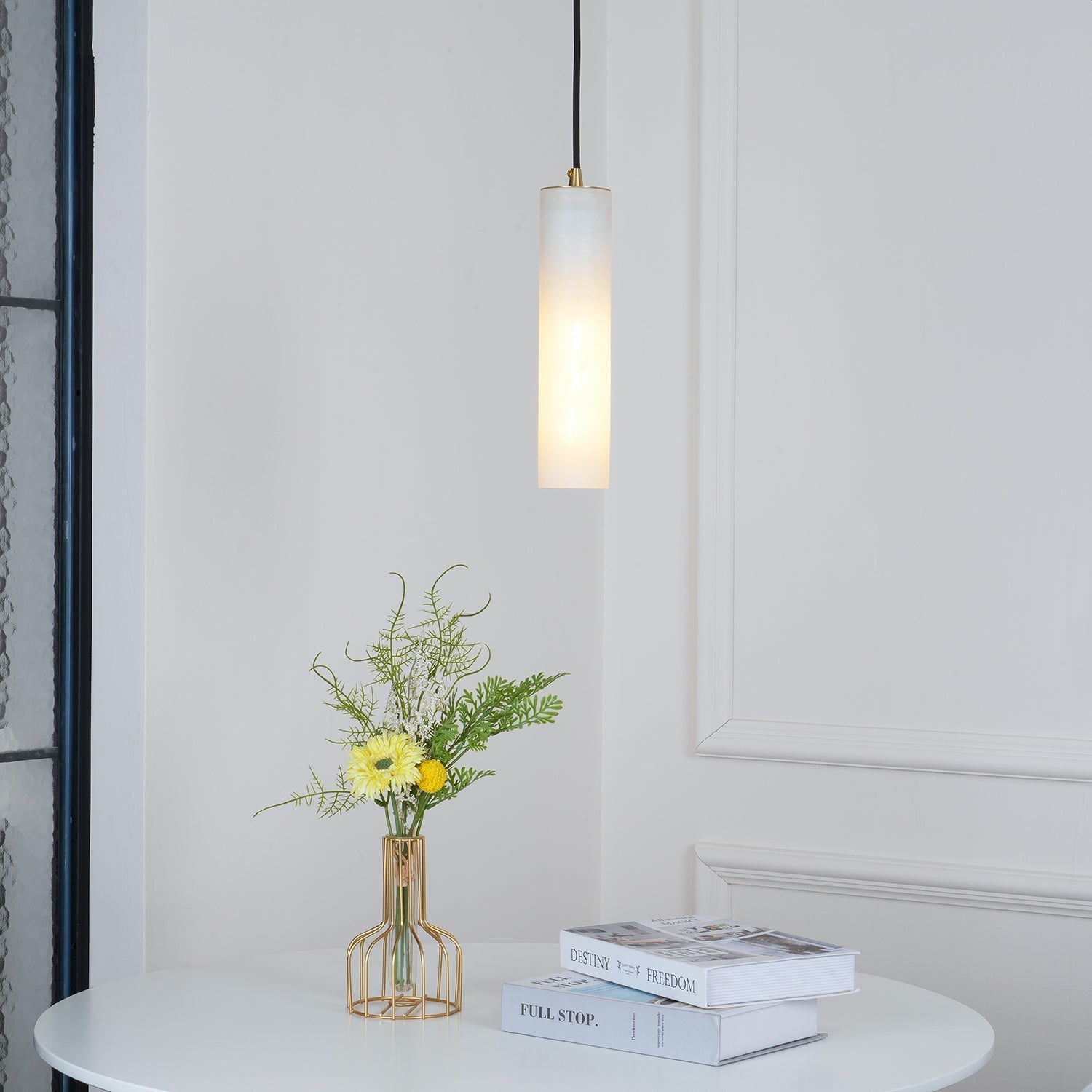 Lunexi Cluster Alabaster Pendant Light-Neutral Decor