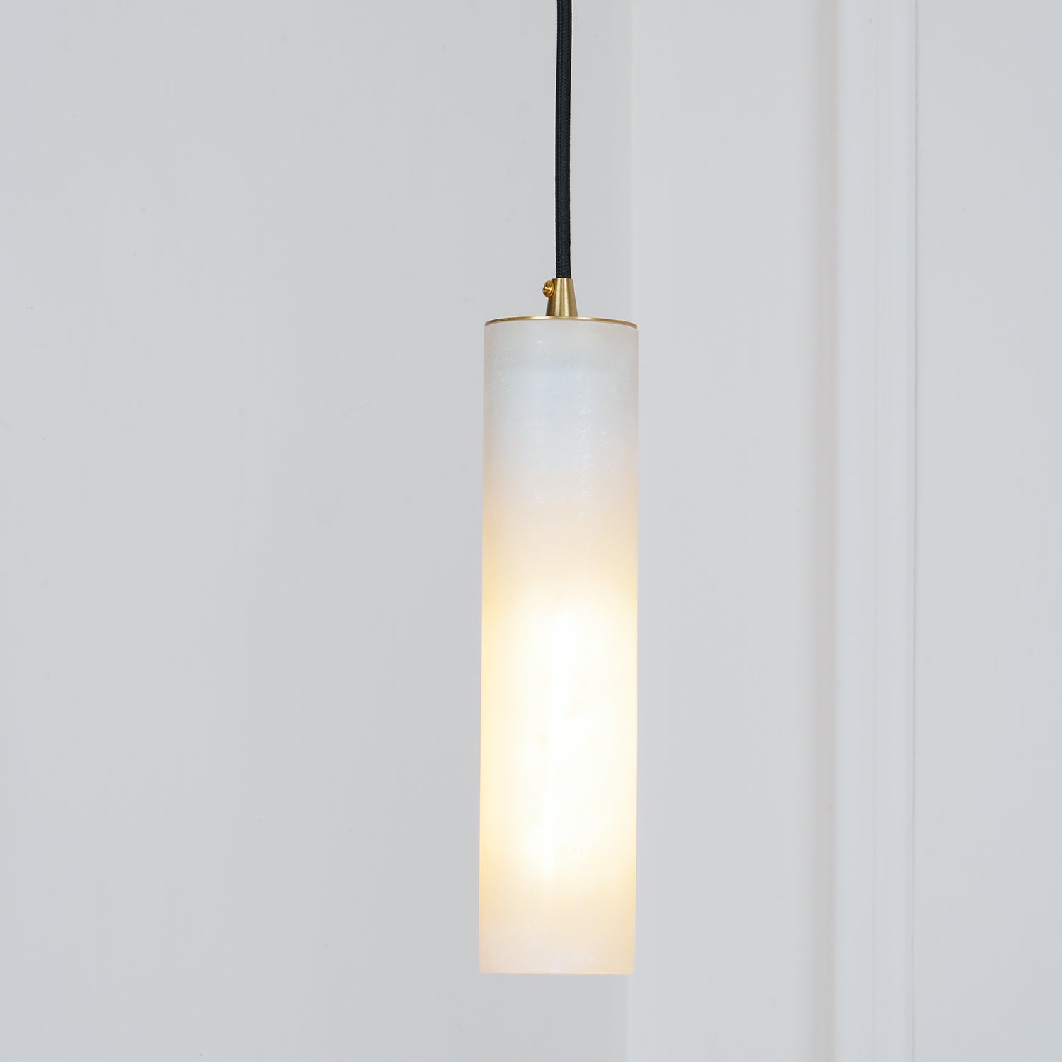 Lunexi Cluster Alabaster Pendant Light-Neutral Decor