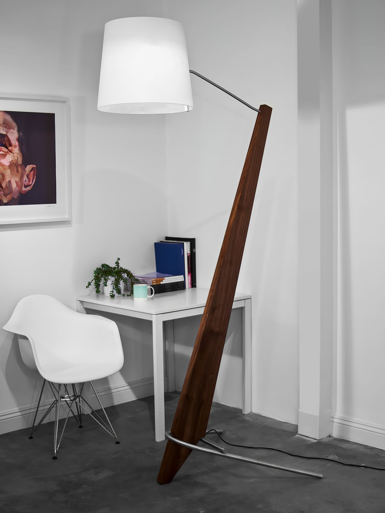 Vyran Wood Fabric Floor Lamp-Neutral Decor