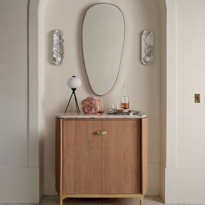Pith Elegant Metal Wall Lamp-Neutral Decor
