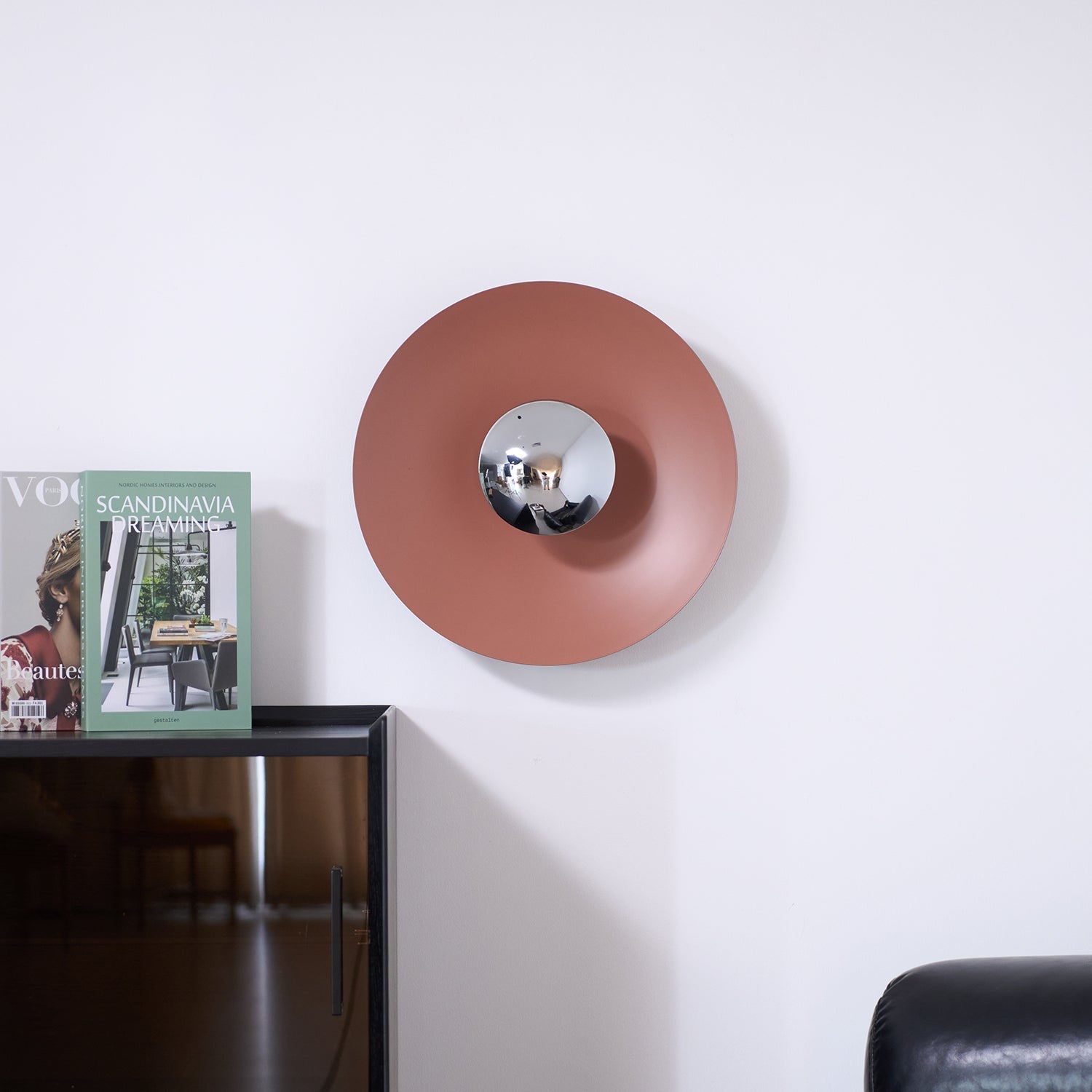 Xevan Elegance Simplicity Glow Wall Light-Neutral Decor