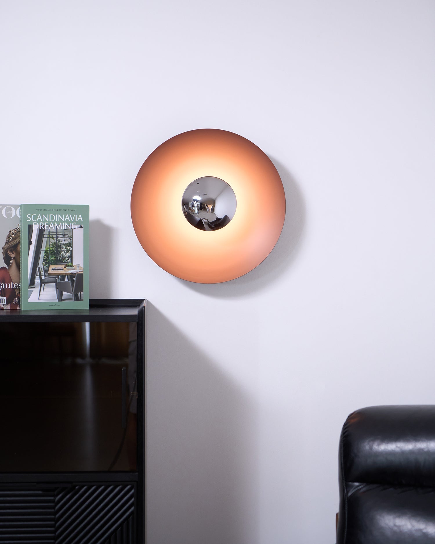Xevan Elegance Simplicity Glow Wall Light-Neutral Decor
