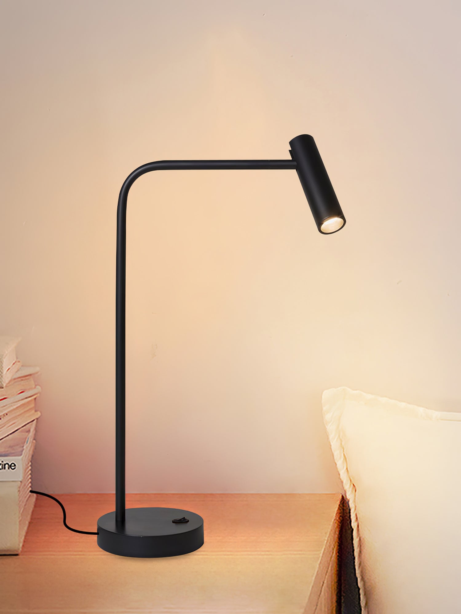 Lumice Miniamlist Table Lamp-Neutral Decor