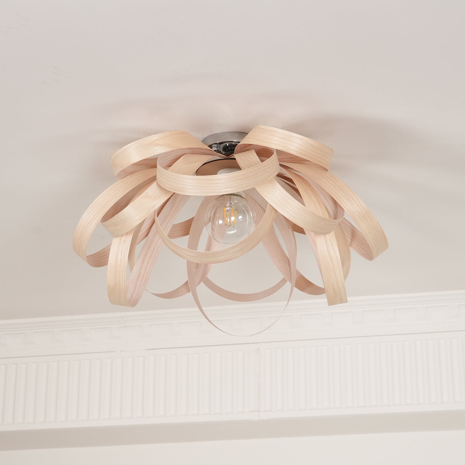 Veylo Wooden Ribbon Ceiling Lamp