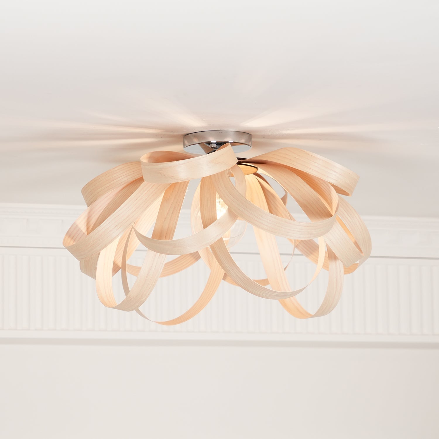 Veylo Wooden Ribbon Ceiling Lamp